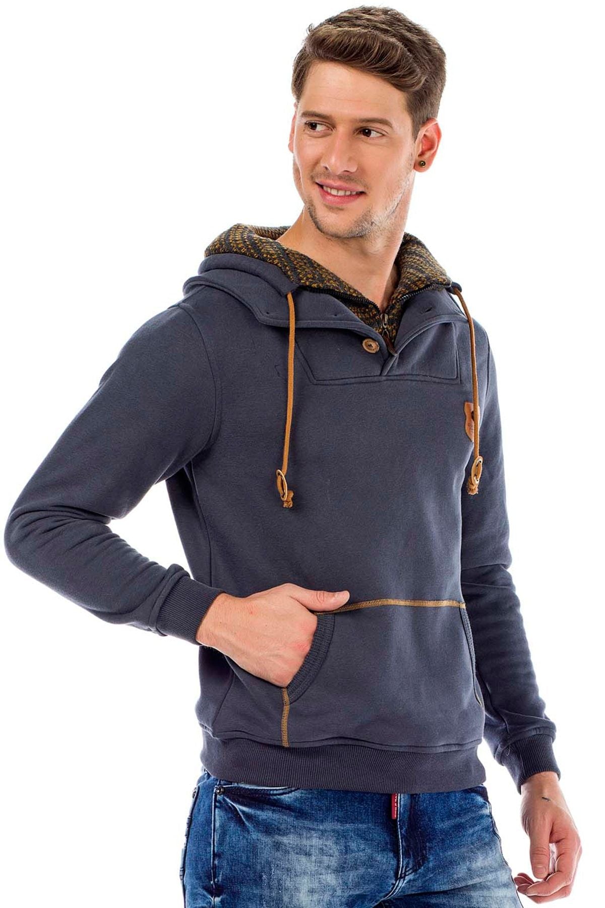 C44200 Men's hooded sweatshirt in a cool look