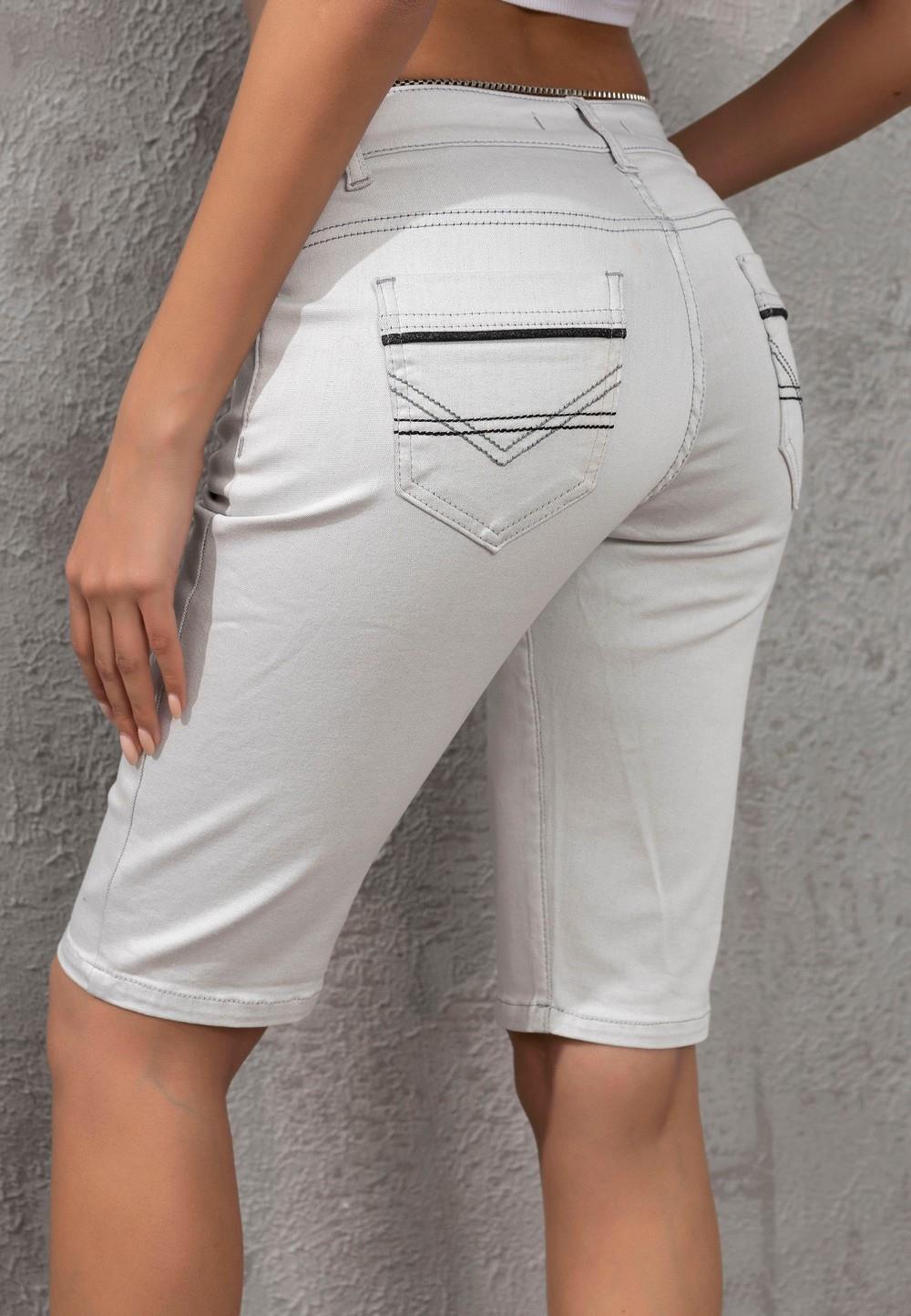WK196 Women's shorts with trendy details