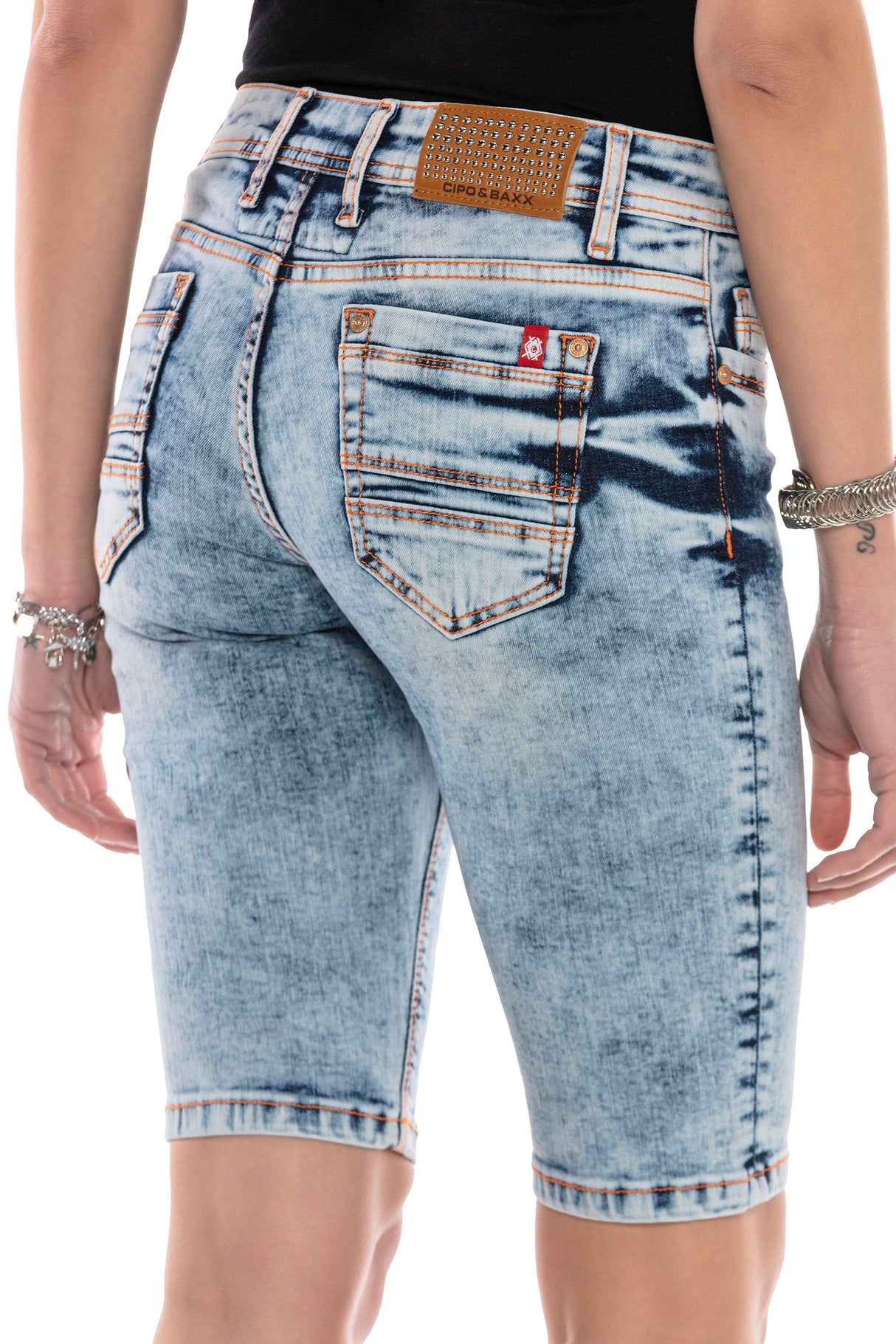 WK171 WOMEN CAPRI
