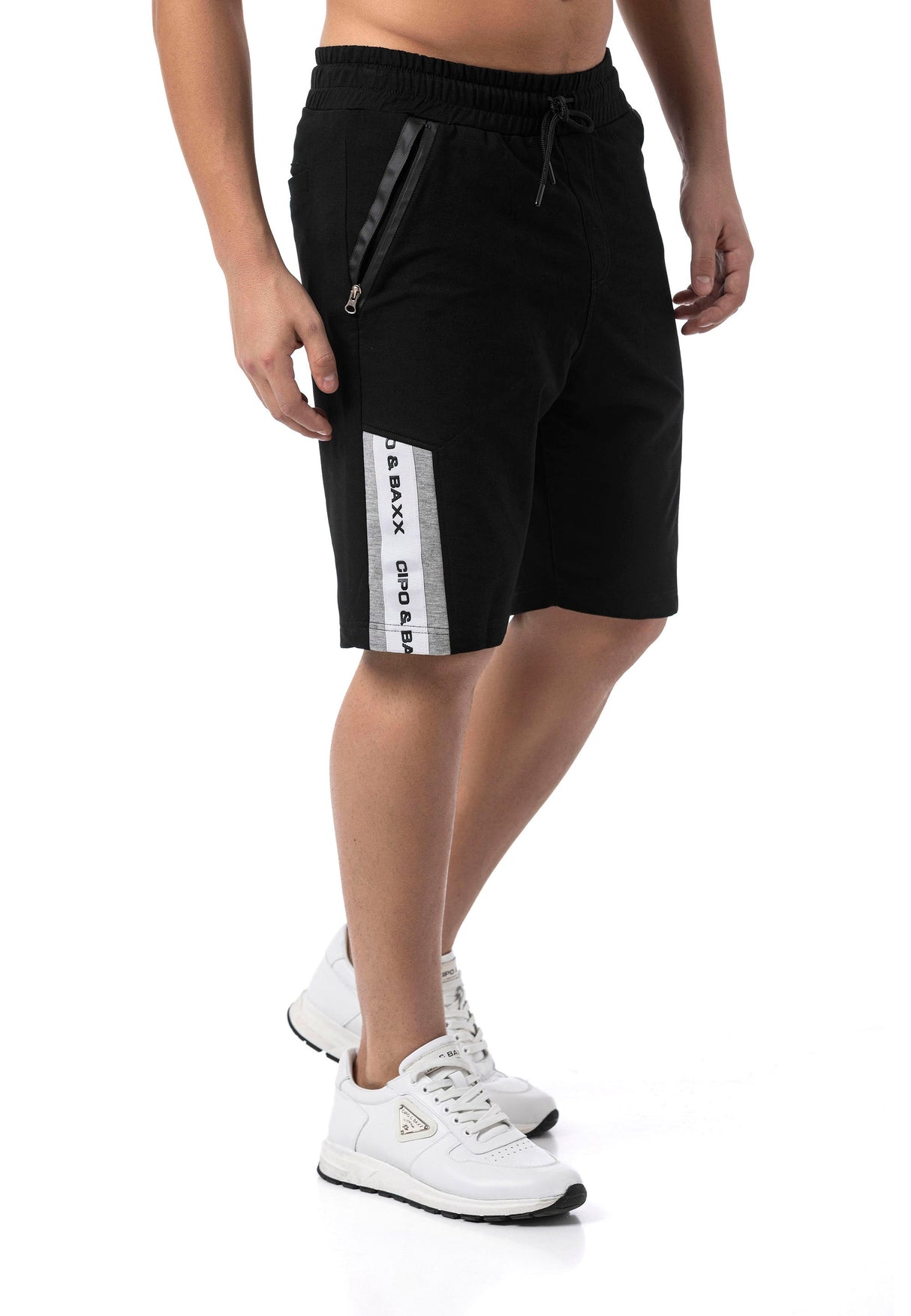 CK299 Men's Capri – Sporty style for warm days