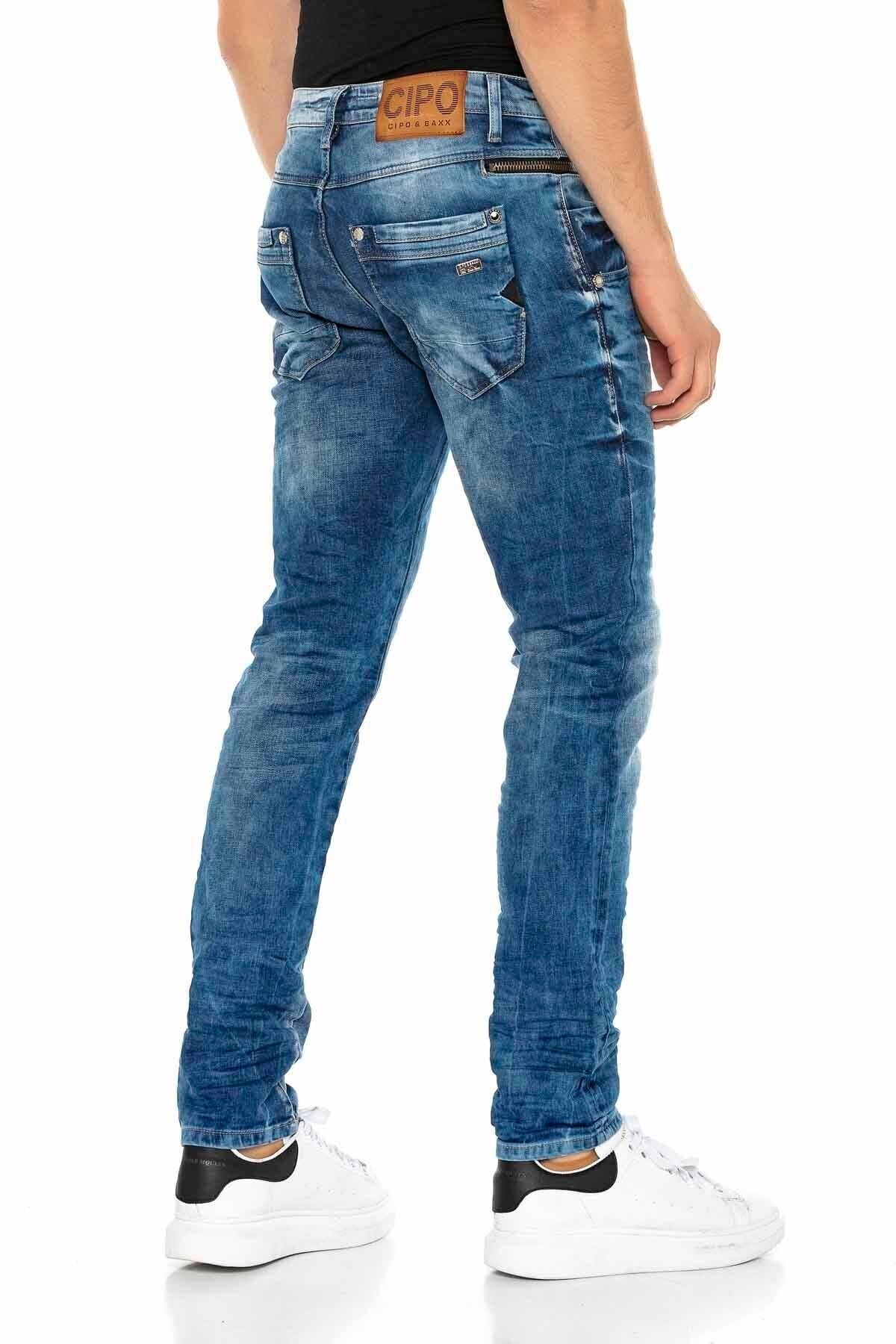 CD394 Men's slim-fit jeans in a washed design