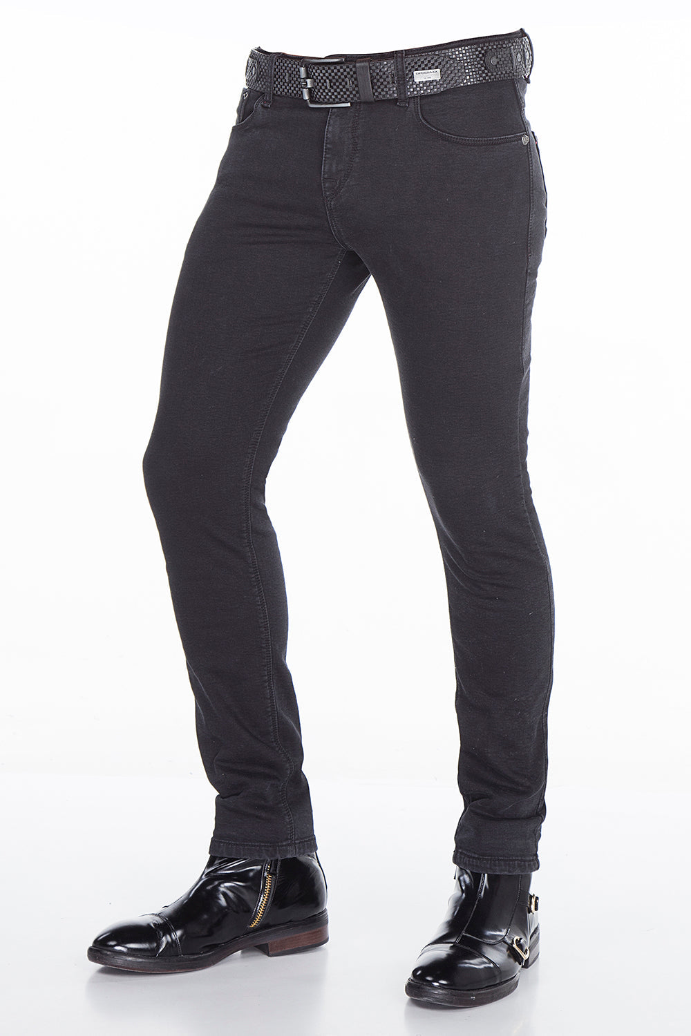 CD403 Men's slim-fit jeans in a classic 5-pocket design