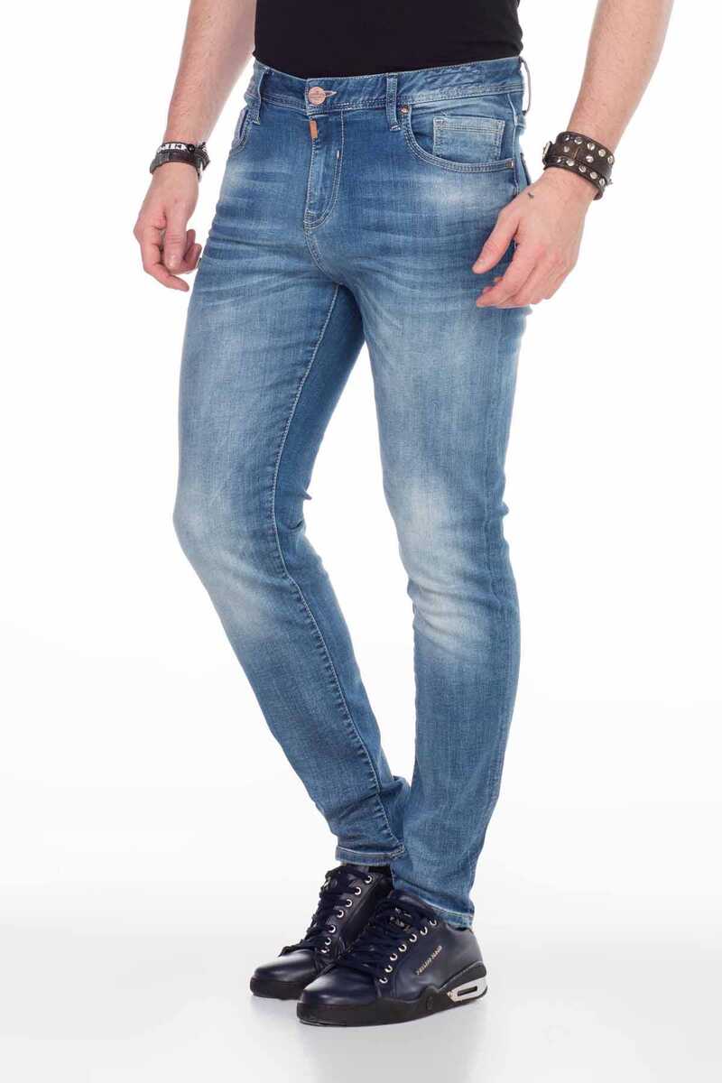 CD456 Men's slim-fit jeans with a washed look