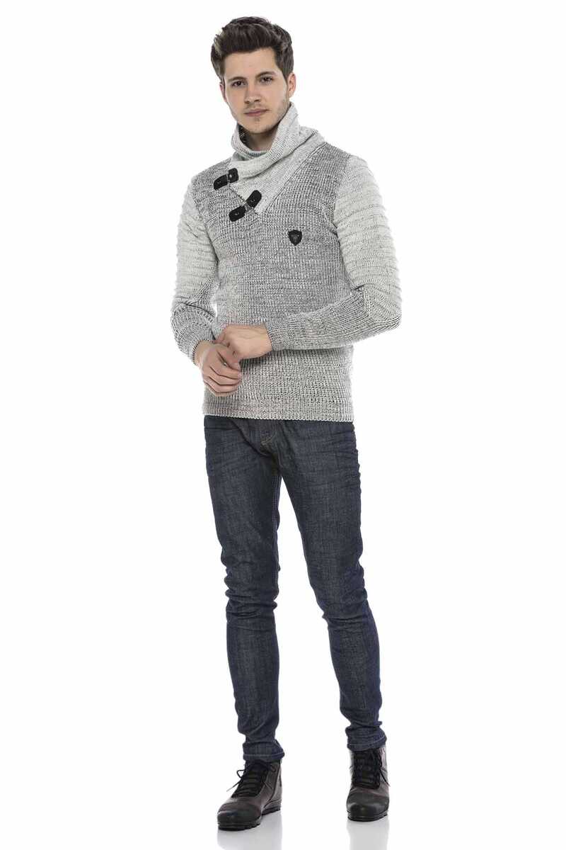 CD538 Men's slim-fit jeans in a classic cut