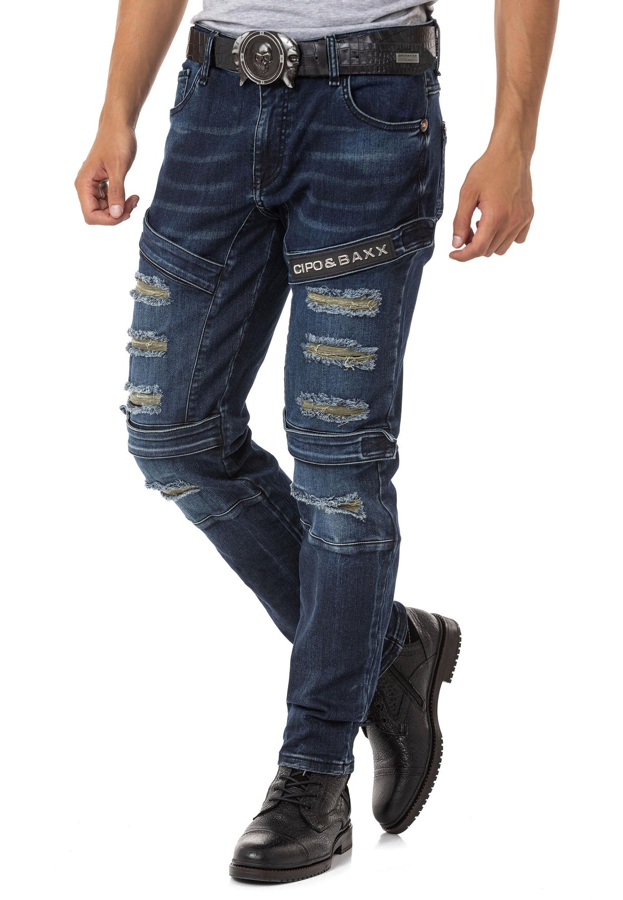 CD555 Men's slim-fit jeans in a fashionable destroyed look