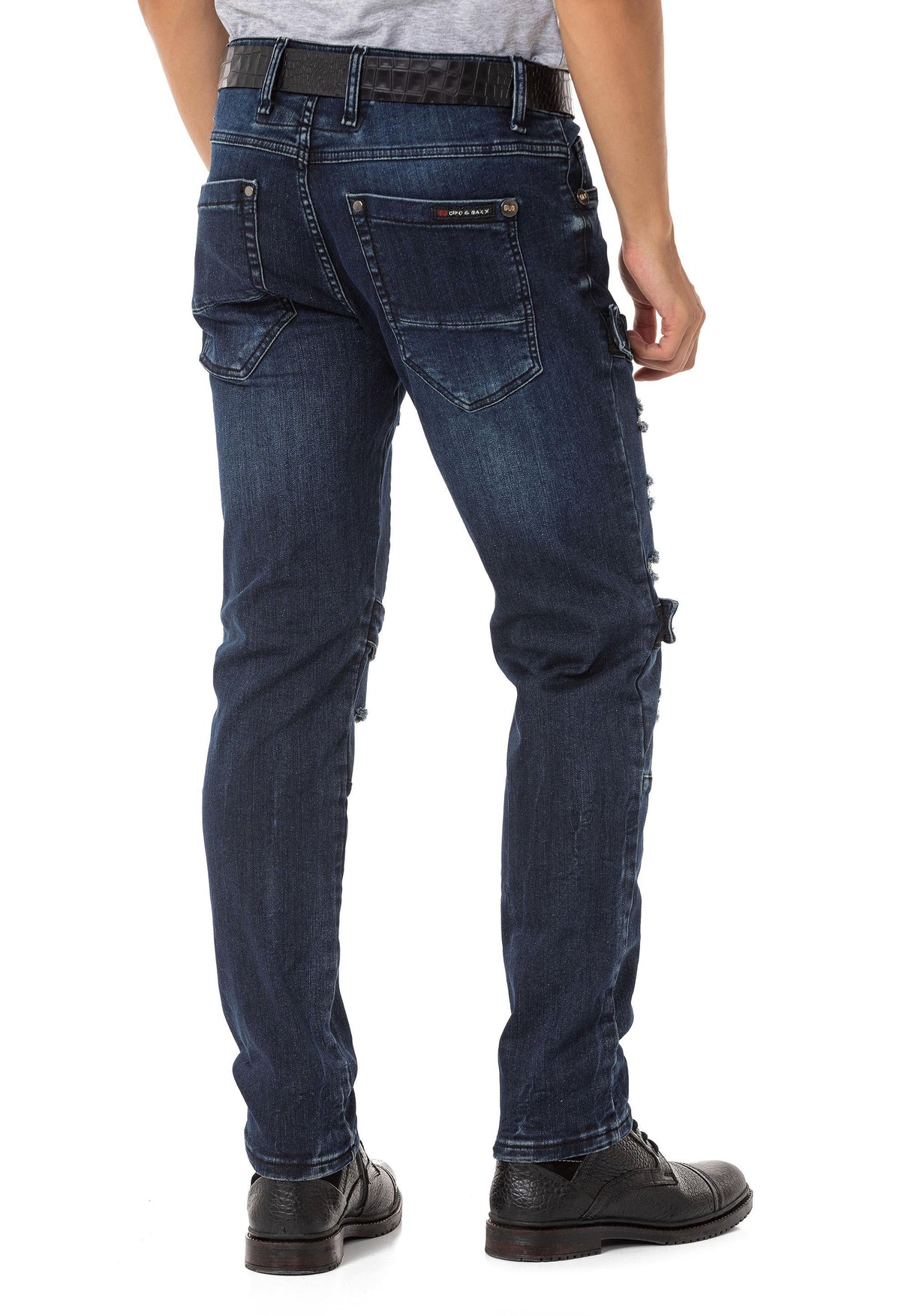 CD555 Men's slim-fit jeans in a fashionable destroyed look