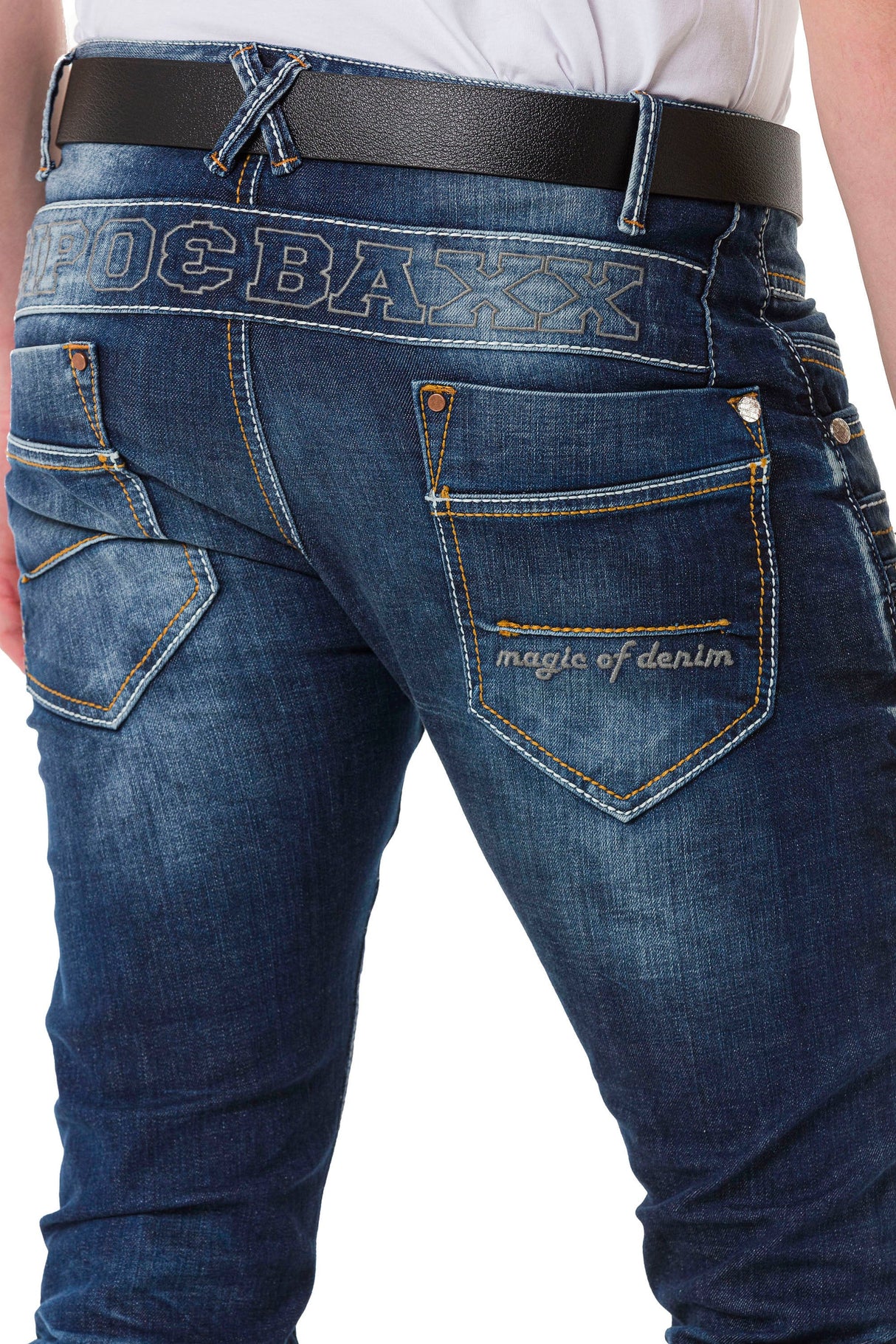 CD584 Men's comfortable jeans with contrasting stitching