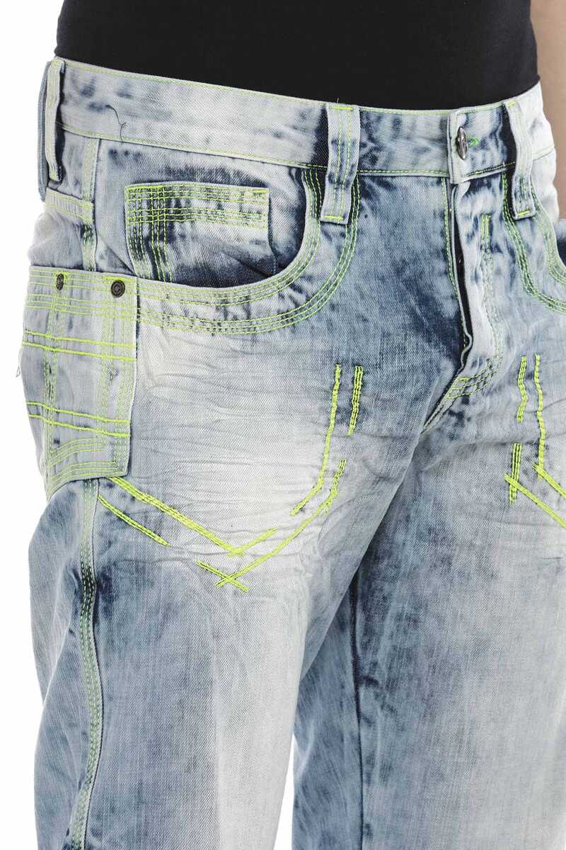 CD596 Men's comfortable jeans with a light wash