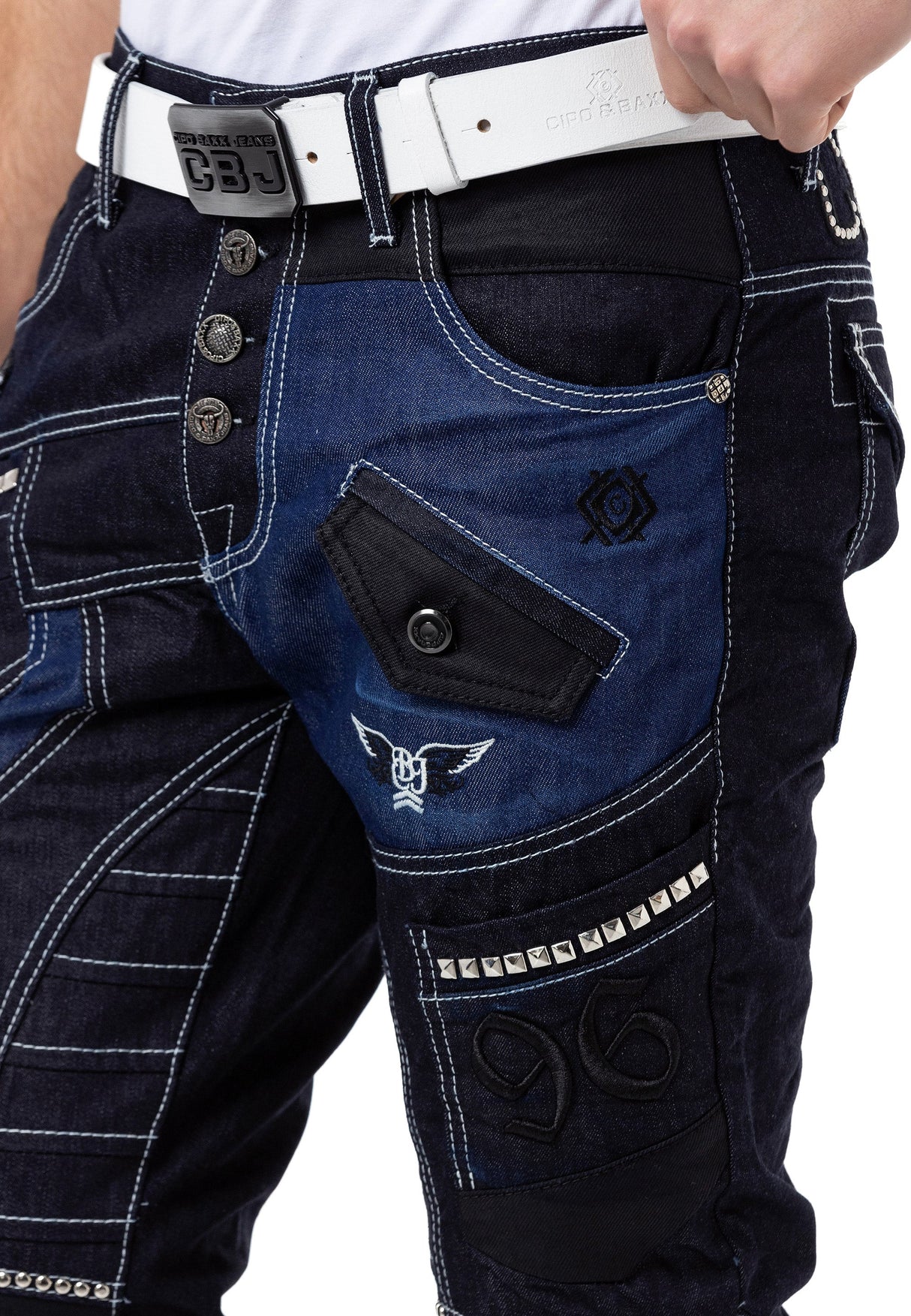 CD639 Men's Straight Fit Jeans in a stylish design