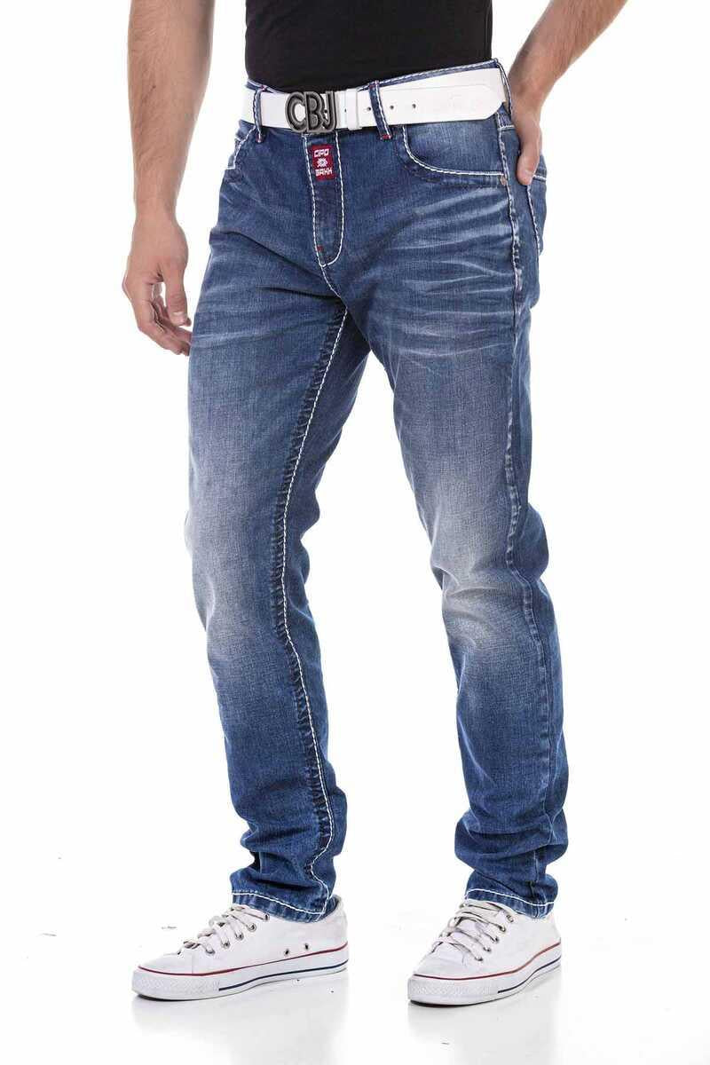 CD704 Men's Straight Fit Jeans in Classic 5-Pocket Style