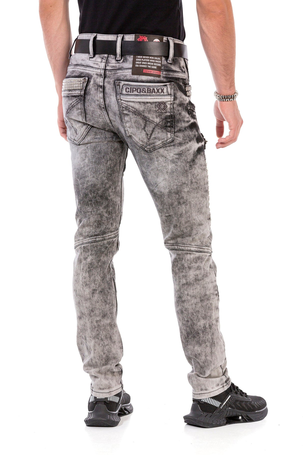 CD732 Men's Comfortable Jeans in an Extravagant Look