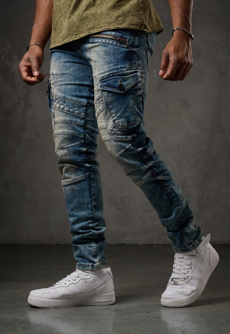 CD780 Men's Straight Jeans with trendy cargo pockets