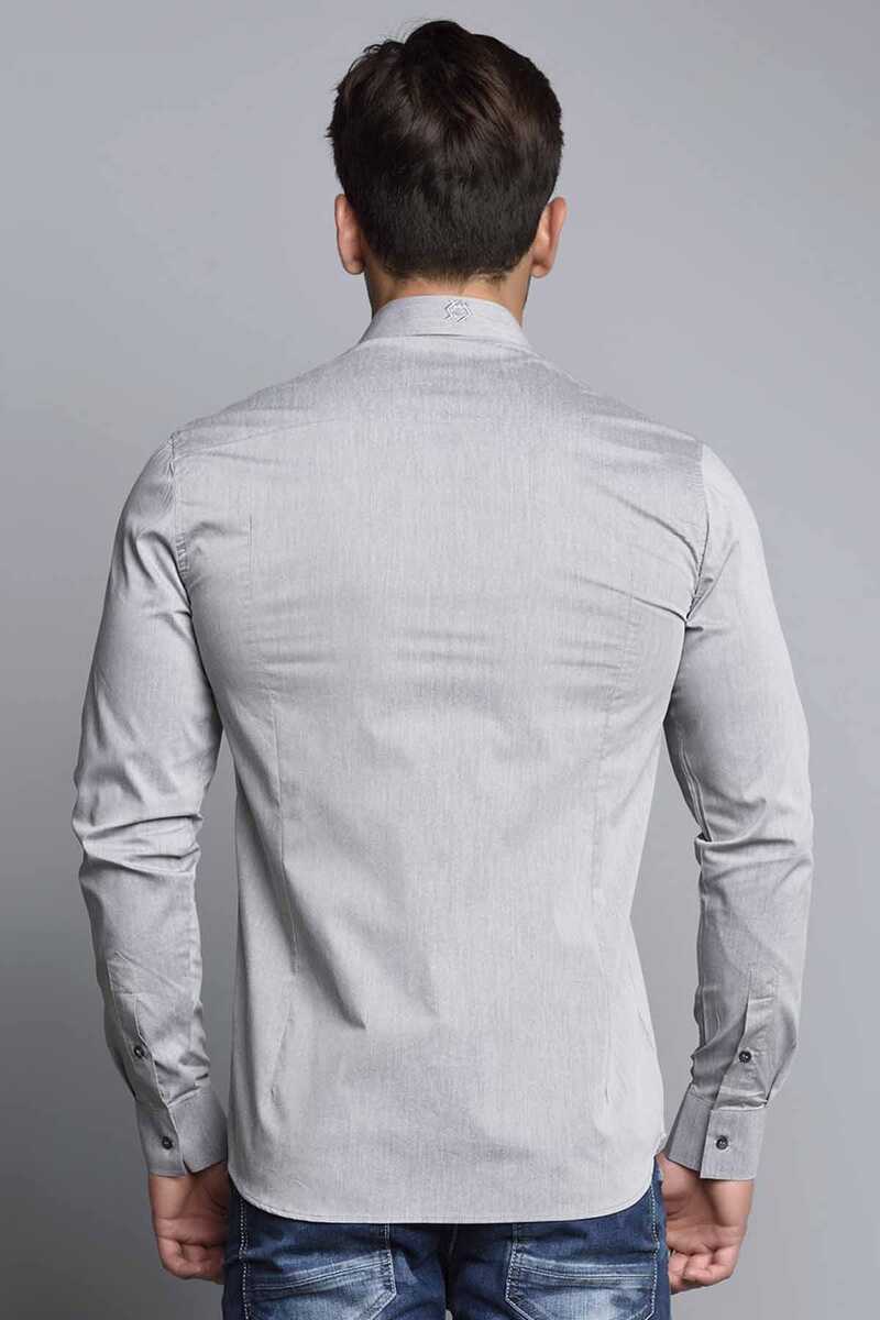 CH113 Men's long-sleeved shirt in a classic cut