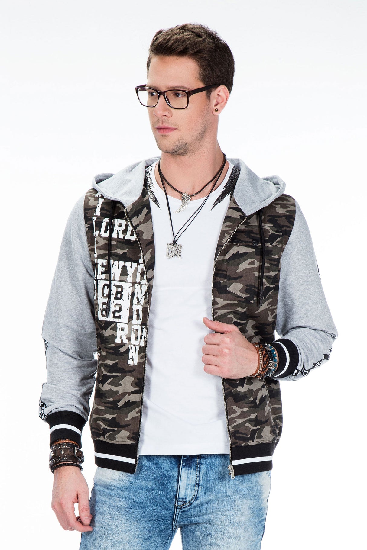 CJ215 Men's Transitional Jacket – Khaki Camouflage Jacket with Hood & Print Details