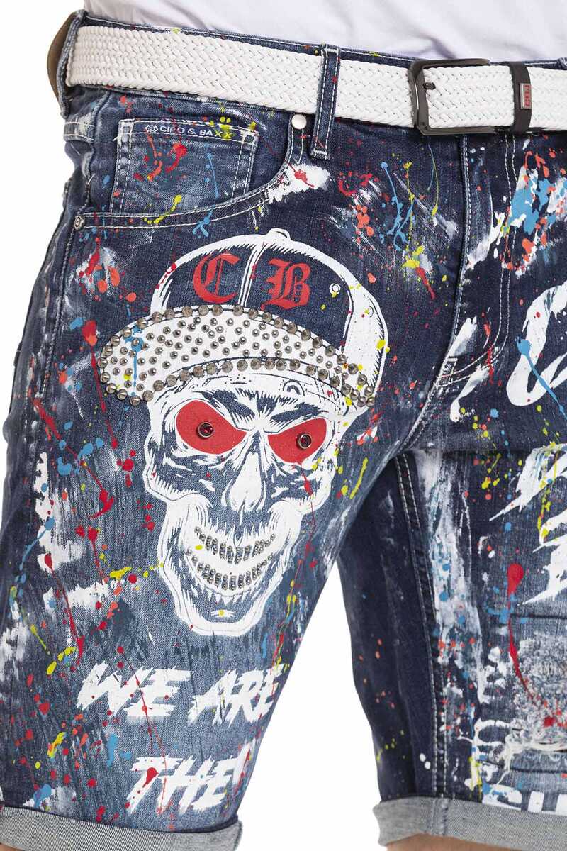 CK255 Men's Capri Shorts with striking skull motif