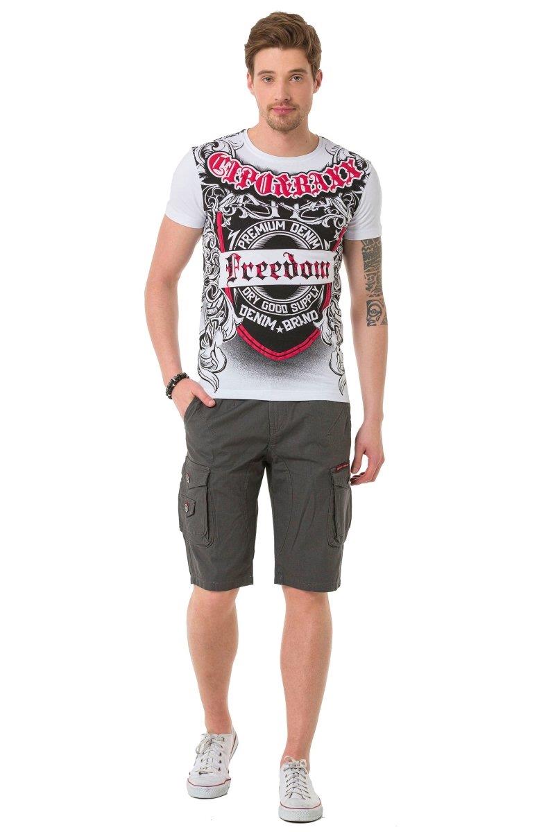 CK265 Men's Capri Shorts with practical cargo pockets