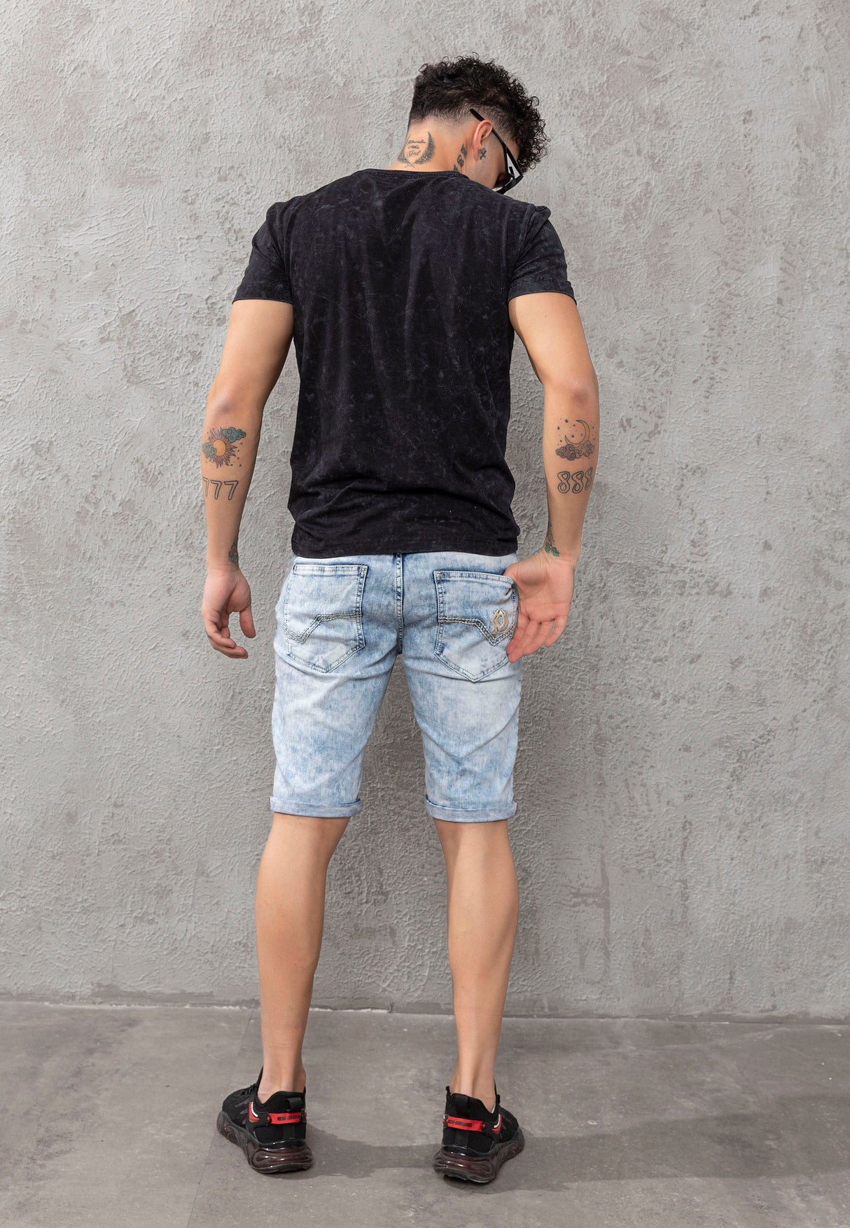CK266 Men's Capri Shorts with cool brand embroidery