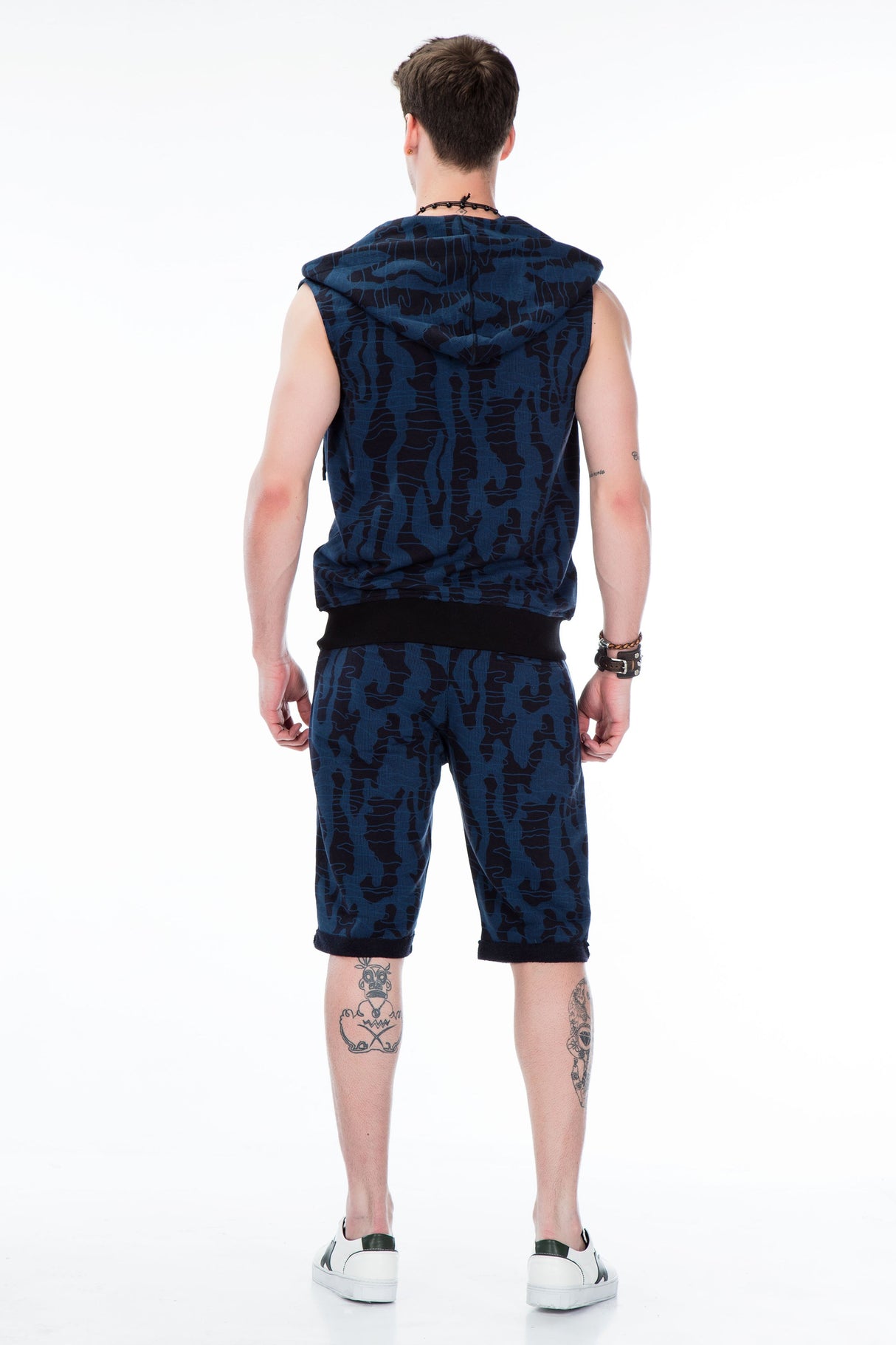 CL297 Men's softshell vest with trendy hood