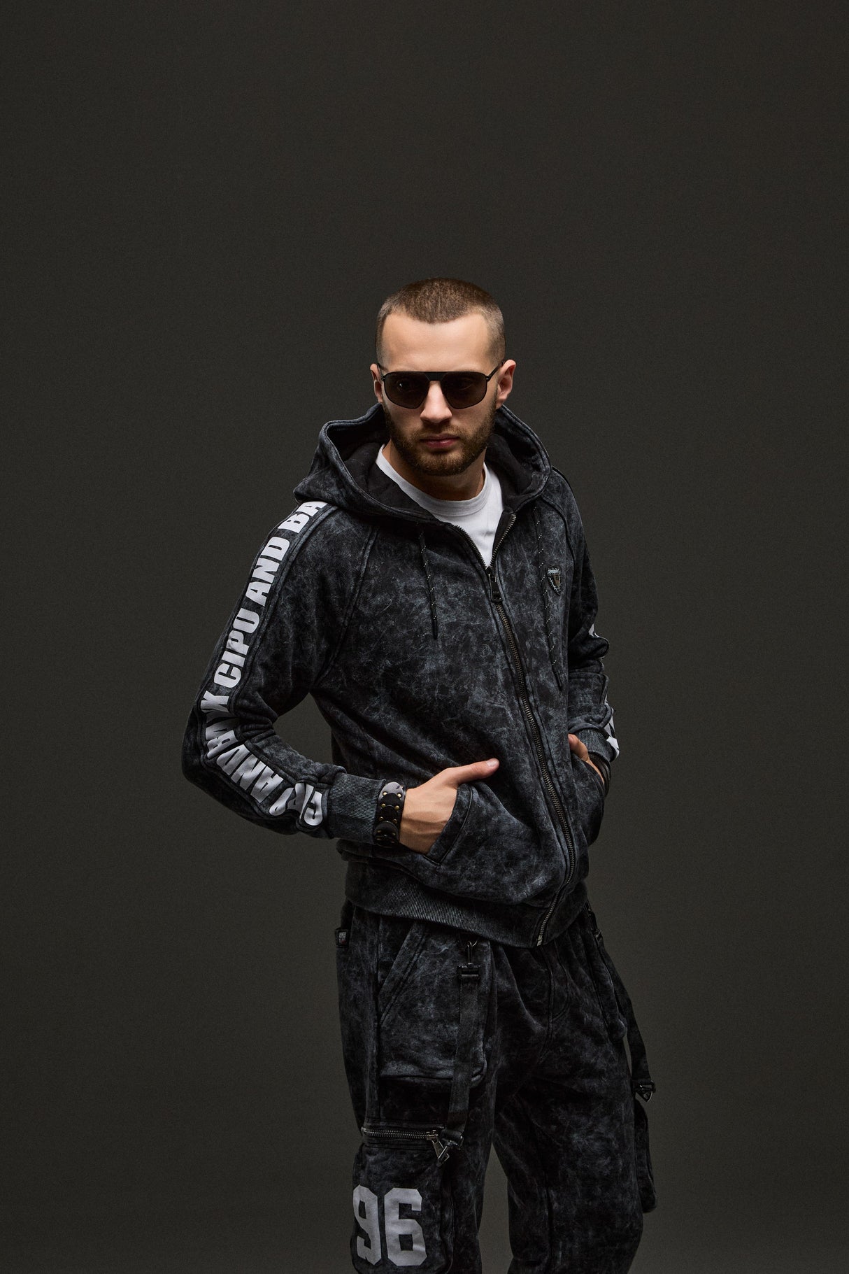 CLR128 Men's Jogging Suit