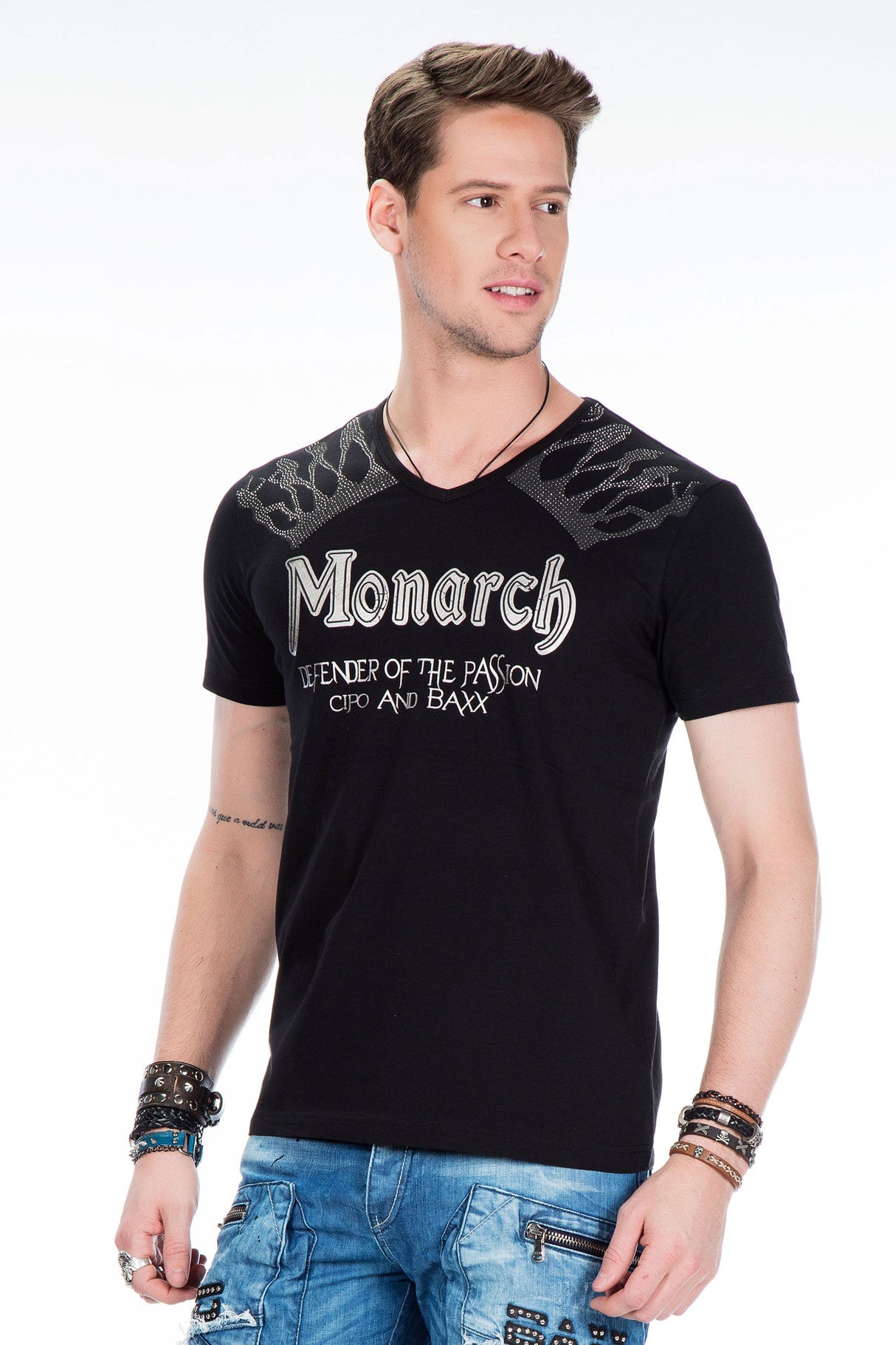 CT377 Men's T-shirt with striking print