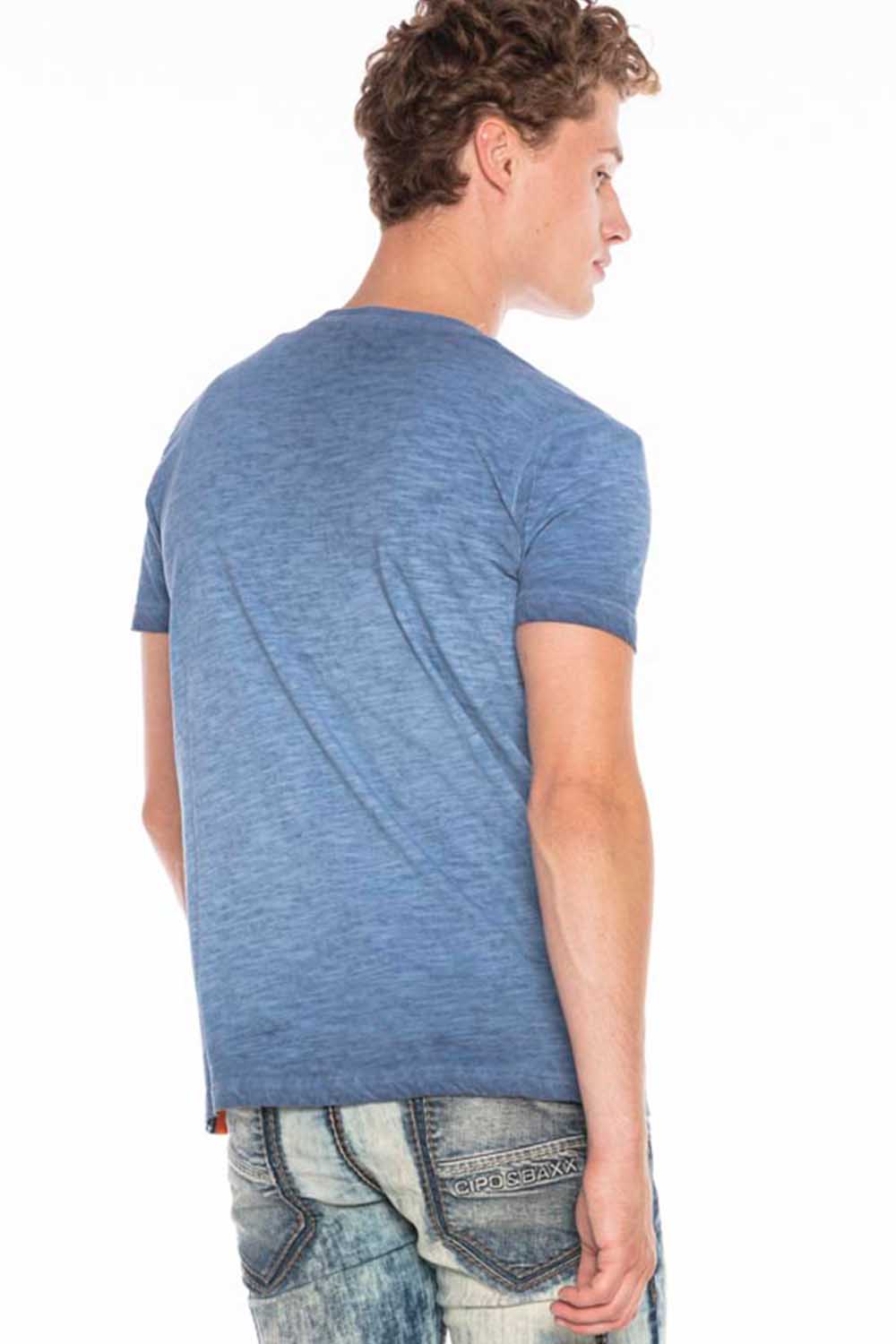 CT596 Men's T-shirt with small logo patch