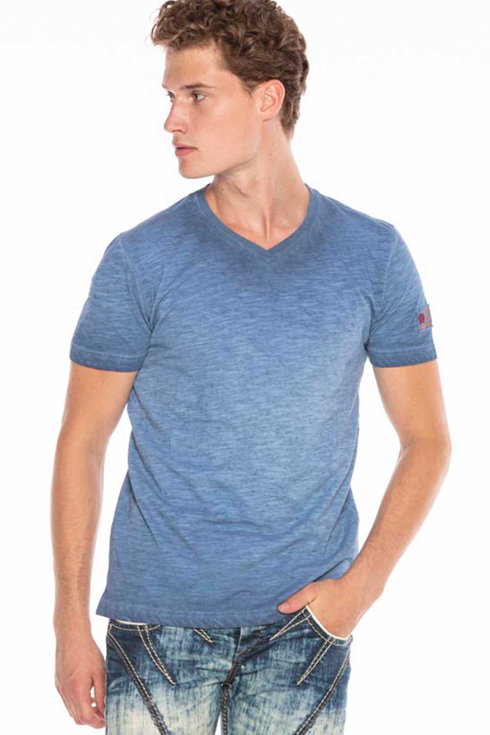 CT596 Men's T-shirt with small logo patch