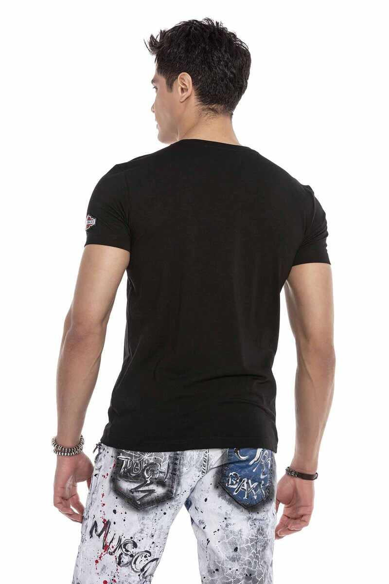 CT617 Men's T-shirt with eye-catching front print