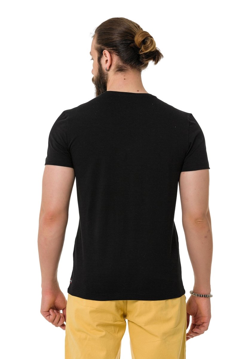 CT734 Men's T-Shirt with Piece Fill Embossing