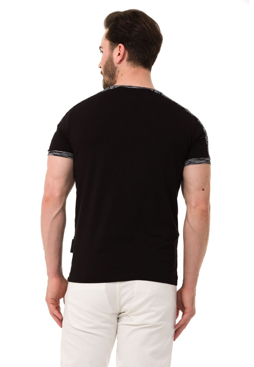 CT739 Men's T-shirt in a sporty design