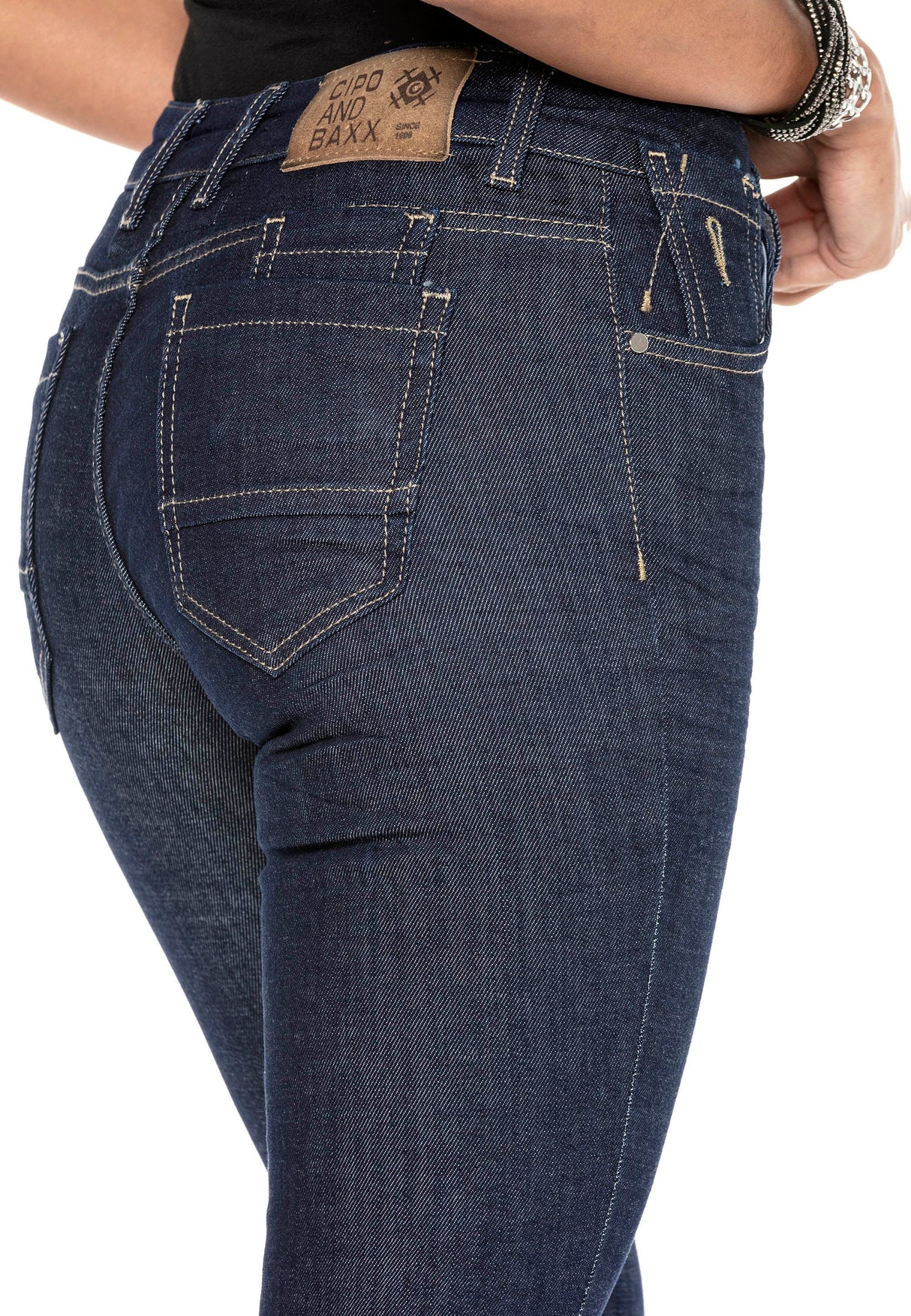 WD404 Women's Jeans