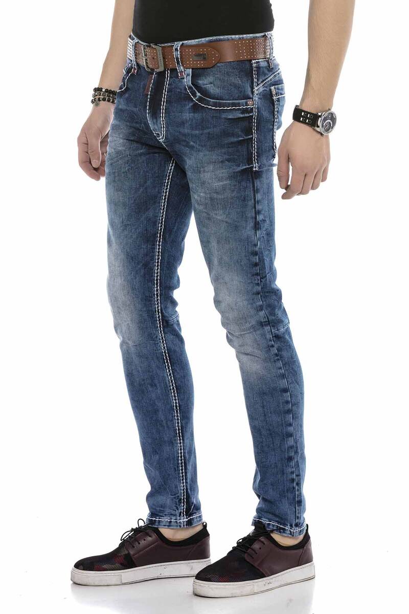 CD588 Men's comfortable jeans in a classic design