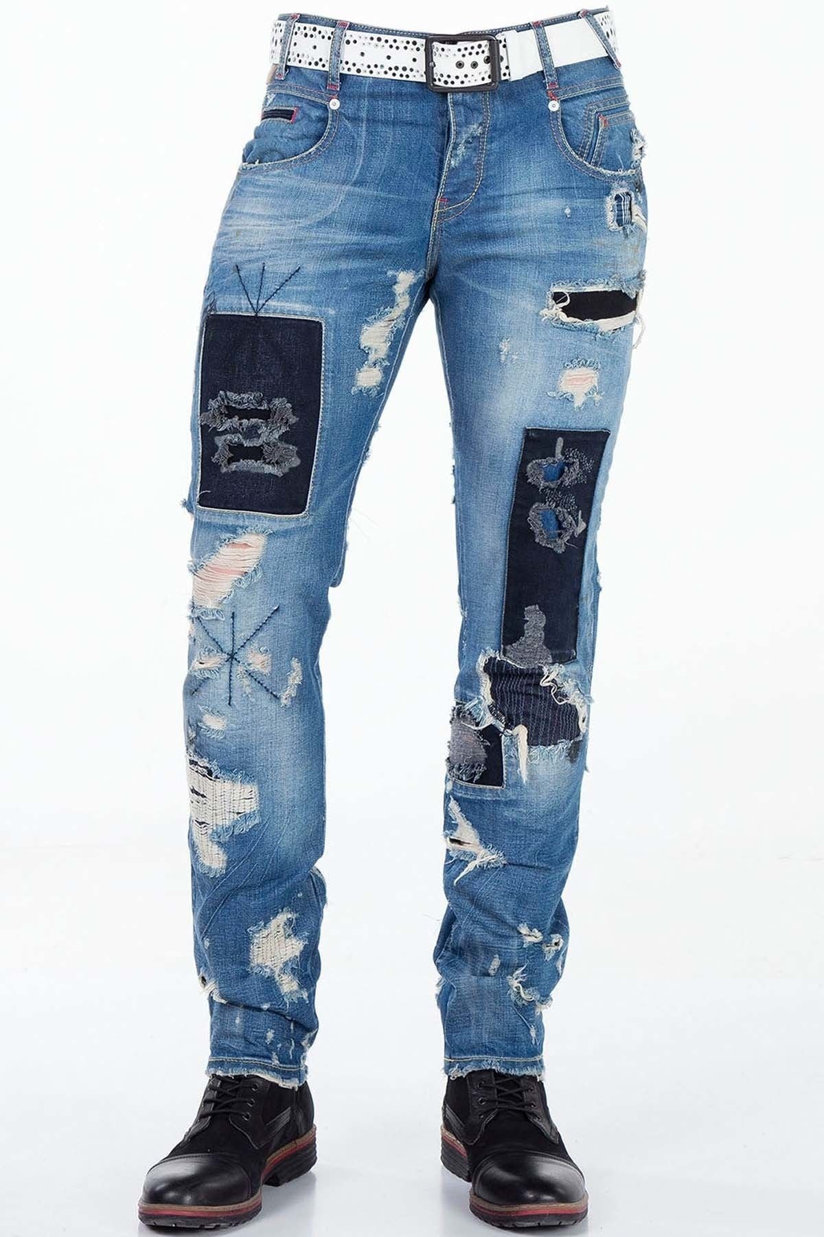 CD347 Men's comfortable jeans in a stylish destroyed look