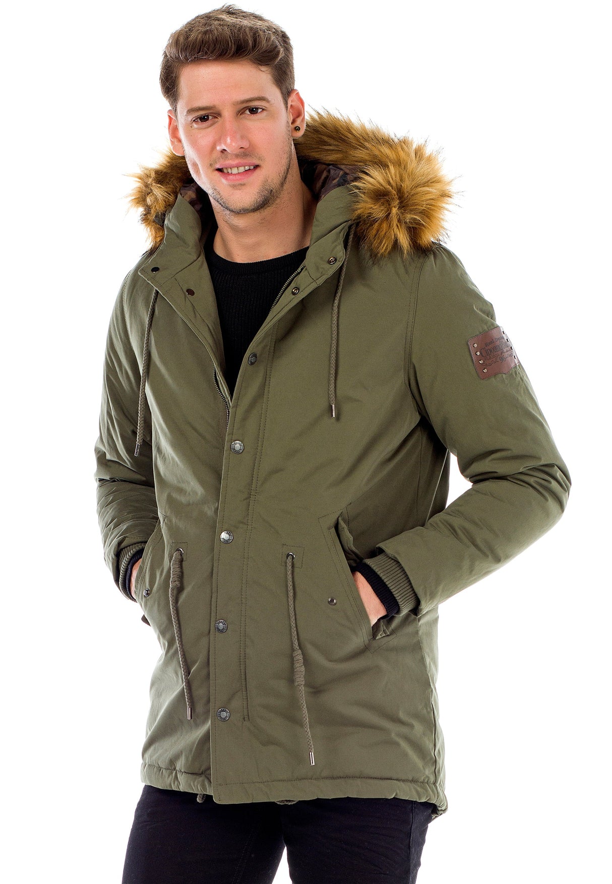 CM150 – Warm, stylish & with a fur-trimmed hood in khaki
