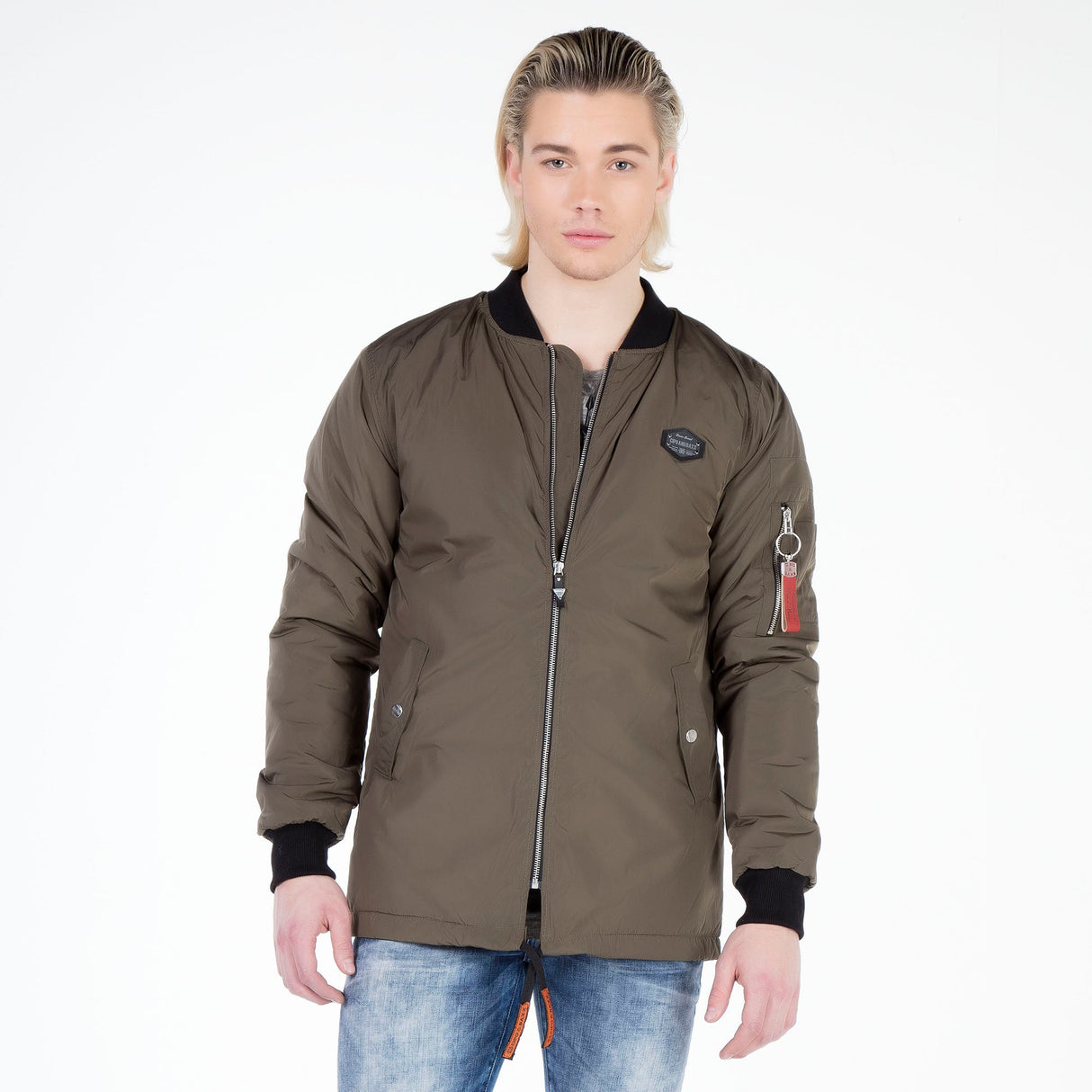 CJ150 – Black, quilted design, zipper, urban look for cold days