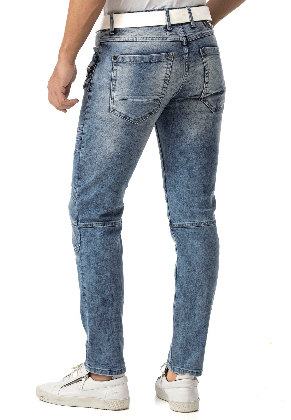CD899 Men's Slim Fit Jeans – Stylish & Comfortable