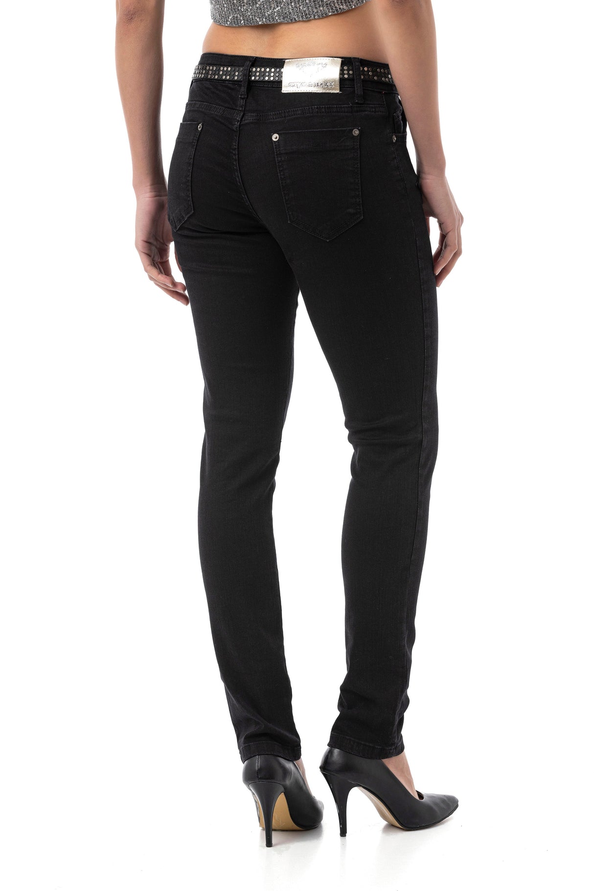 WD542 – Women's Jeans in Black