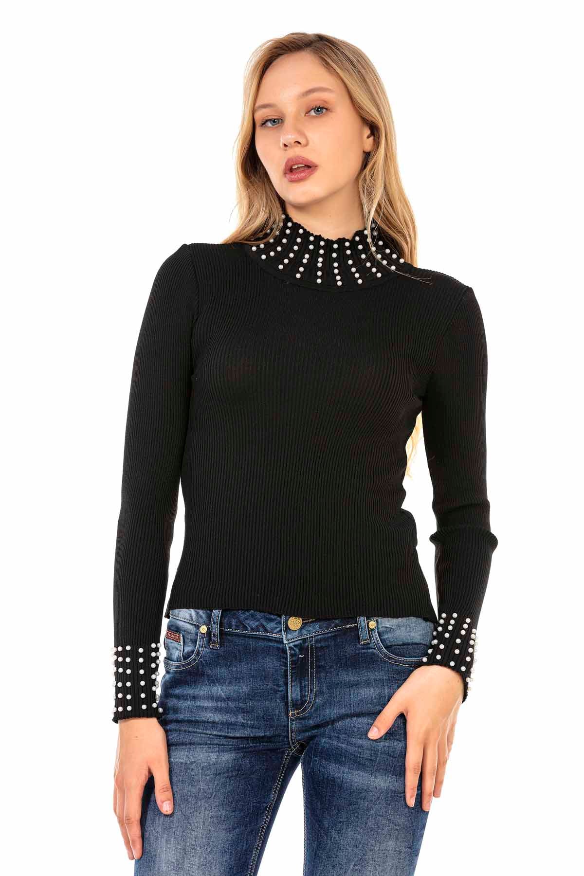 WP208 WOMEN'S SWEATER