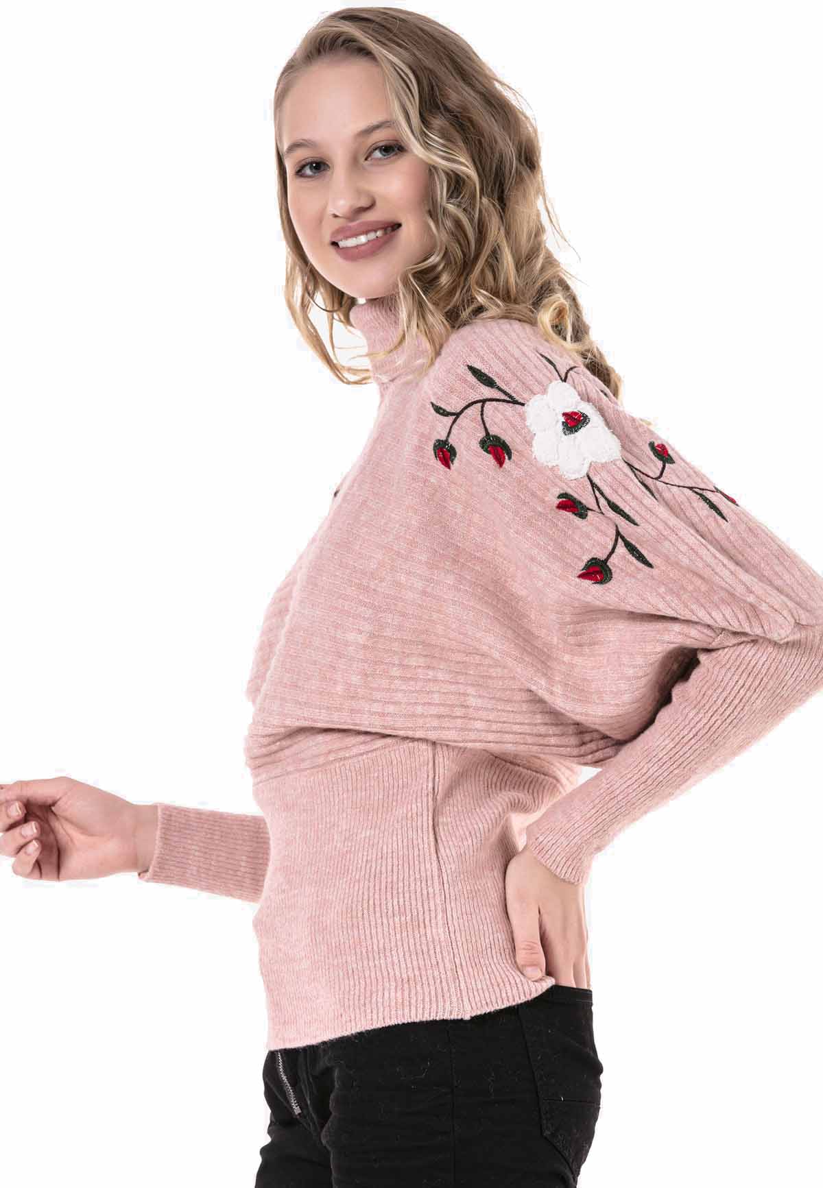WP216 WOMEN'S SWEATER