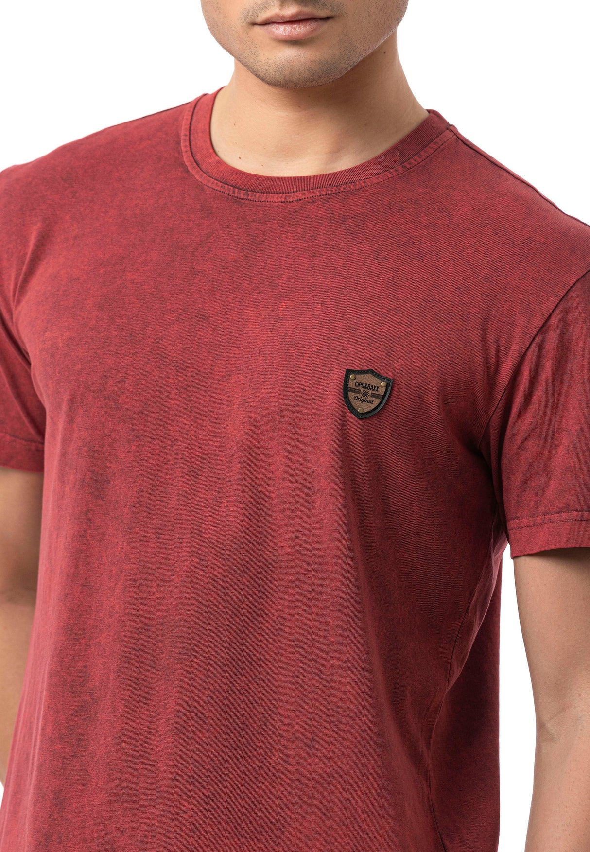 CT808 Men's T-shirt in relaxed fit with wash and patch