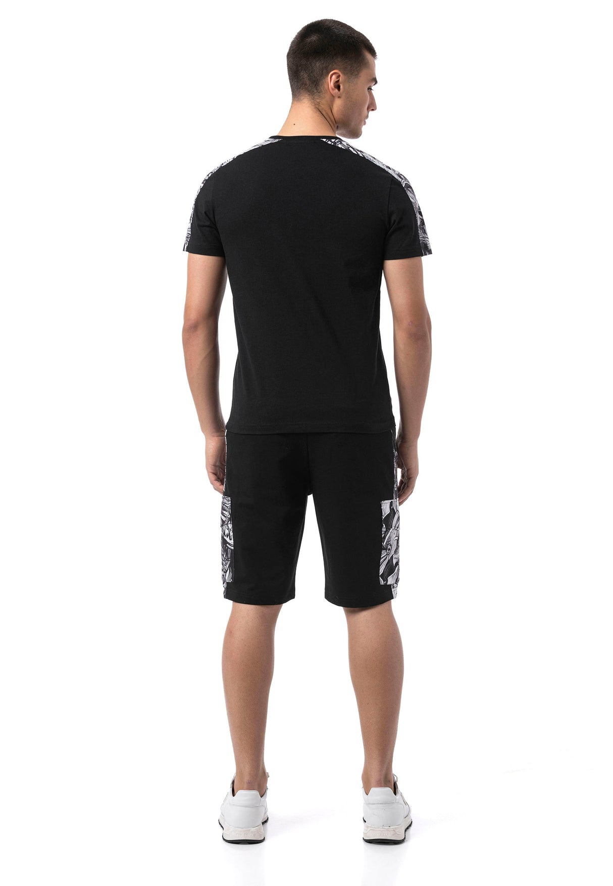 CT817 Men's T-shirt with shoulder stripes in regular fit