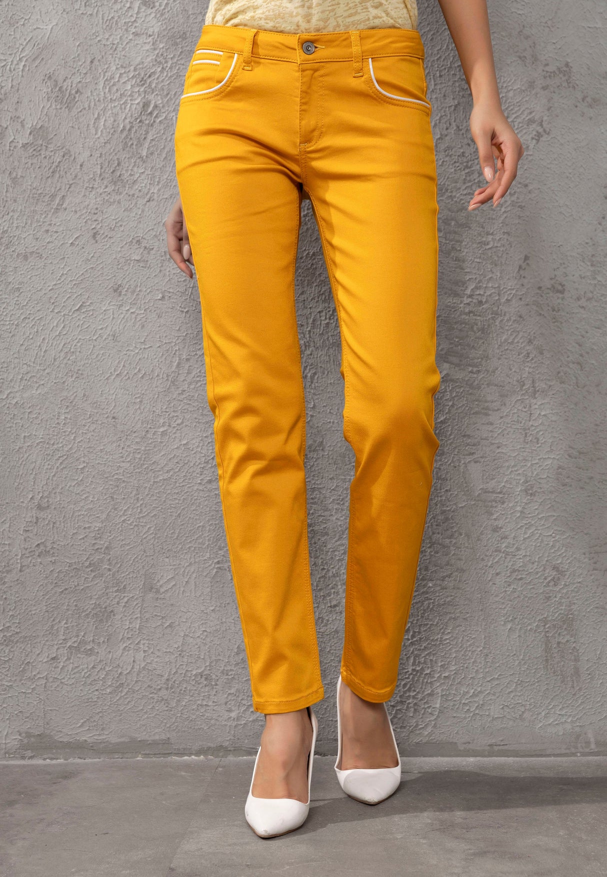 WD256B Women's trousers in solid color