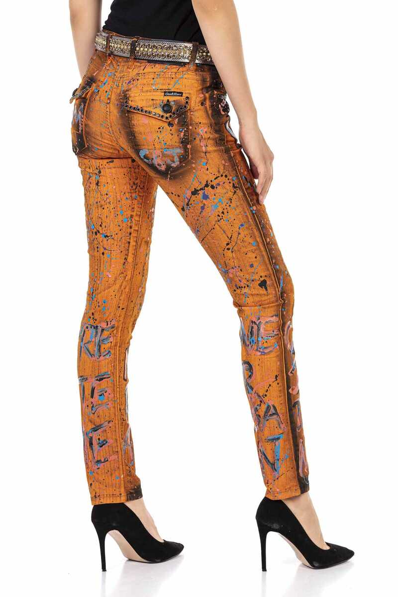 WD445 women's slim-fit jeans with a cool all-over pattern