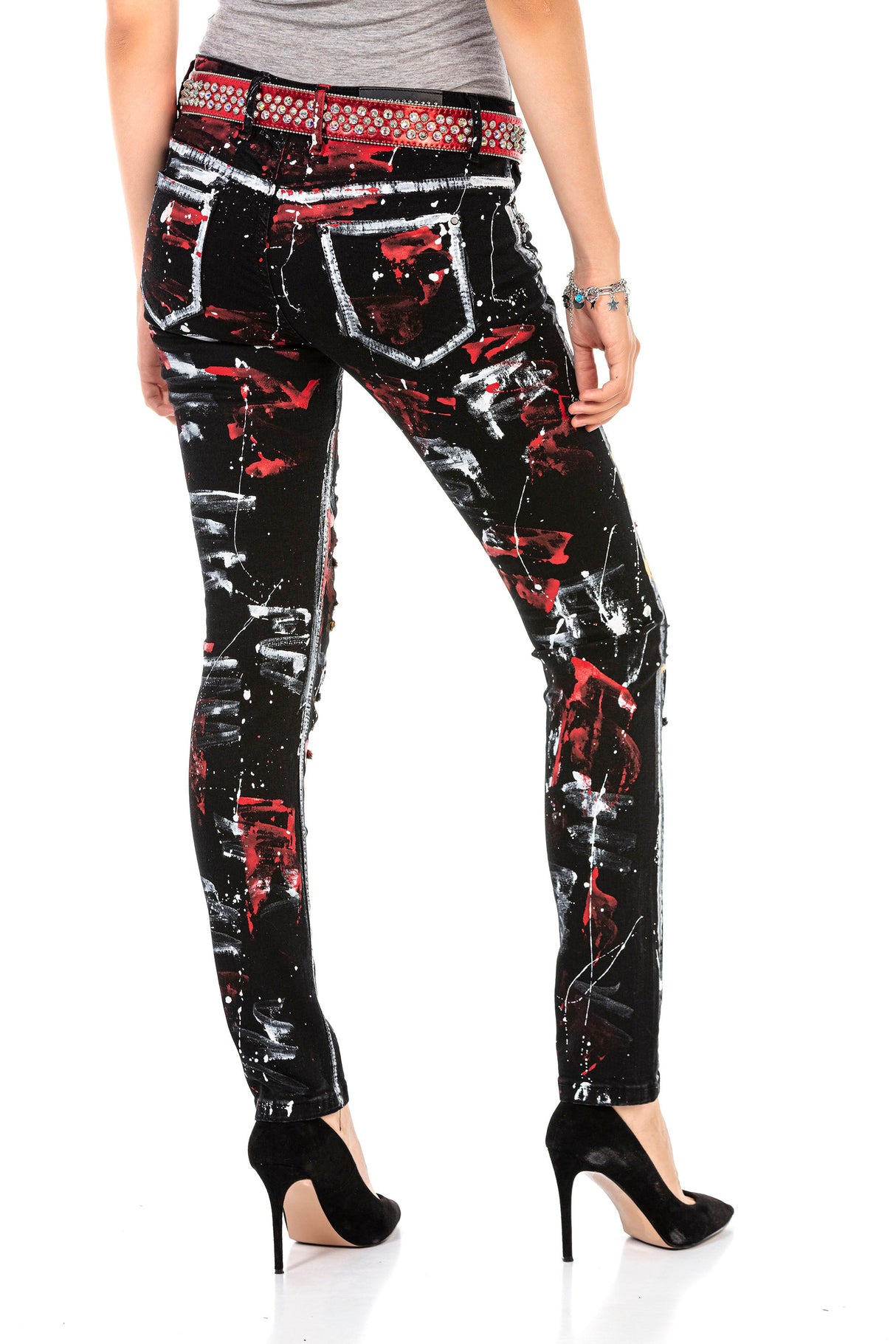 WD463 Women's slim-fit jeans in a trendy hand-painted design