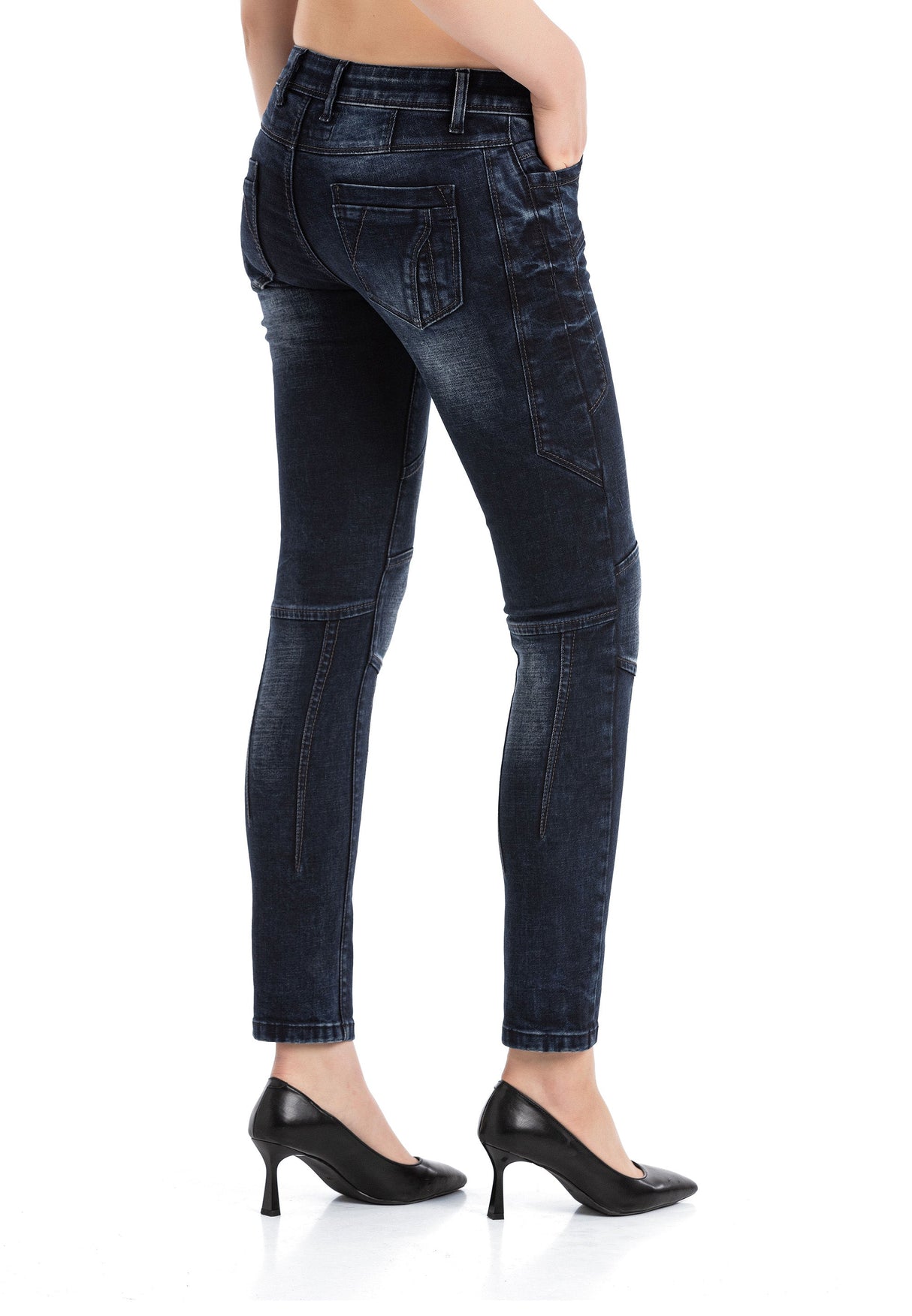 WD469 Women's slim-fit jeans with eye-catching decorative stitching