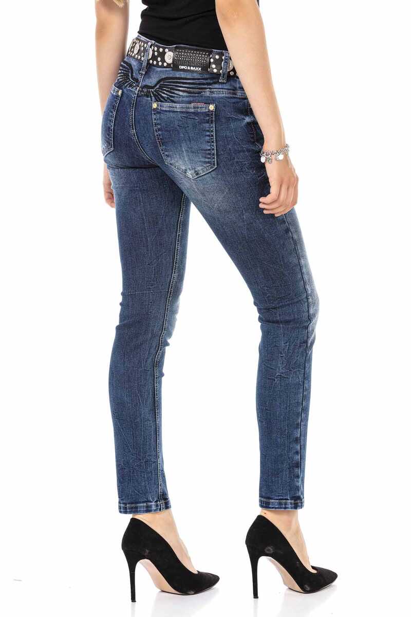 WD471 Women's slim-fit jeans in a classic 5-pocket design