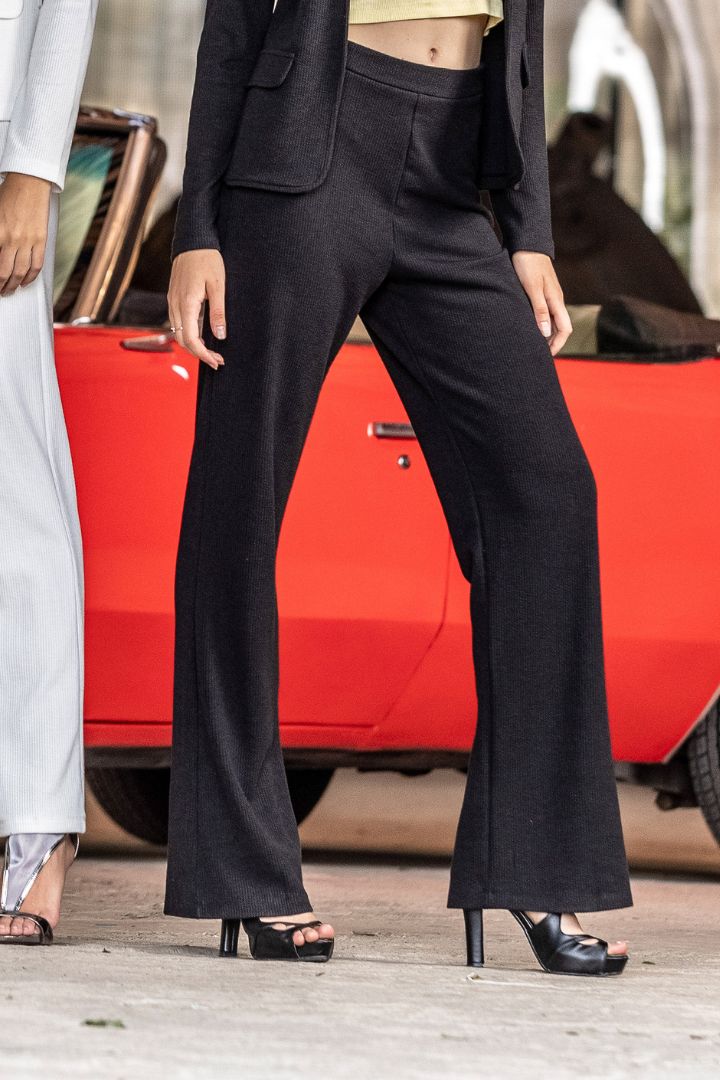 WD488 Women's flared leg trousers