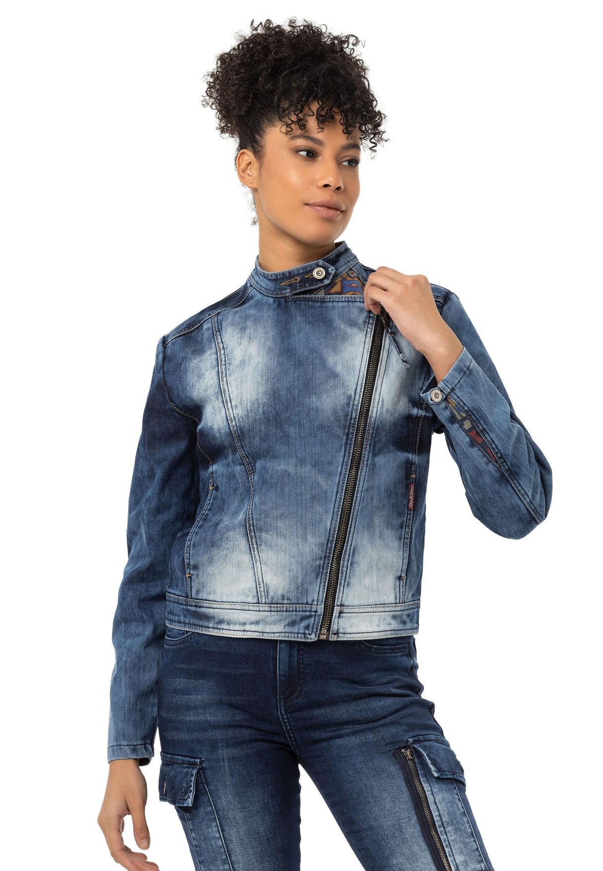 WJ228 Women's denim jacket with detailed ethnic pattern