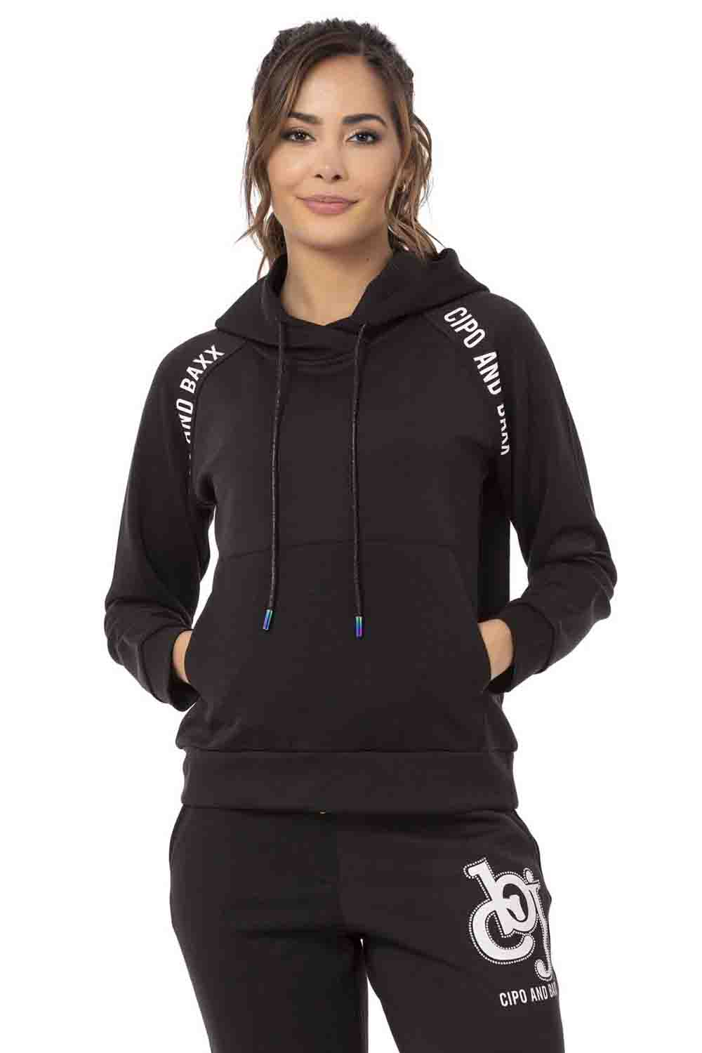WLR147 Women's Jogging Suit
