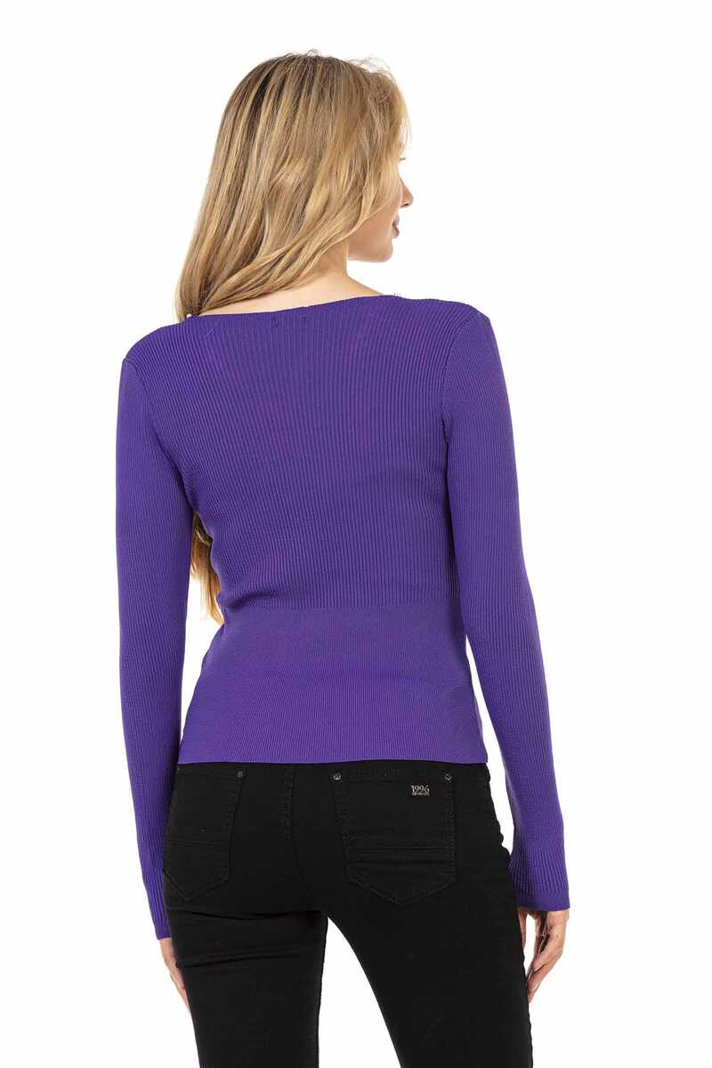 WP207 Women's knitted sweater with decorative pearl trim
