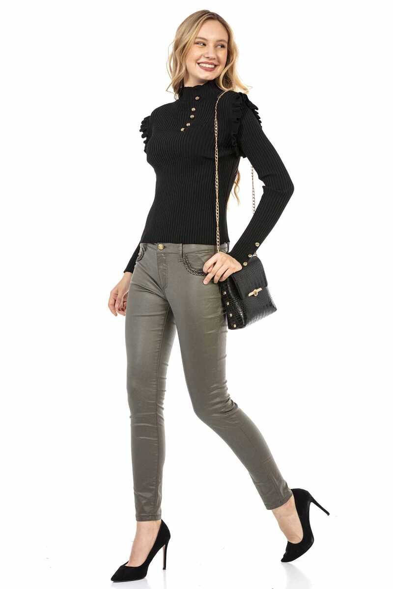 WP209 Women's knitted sweater with trendy decorative buttons